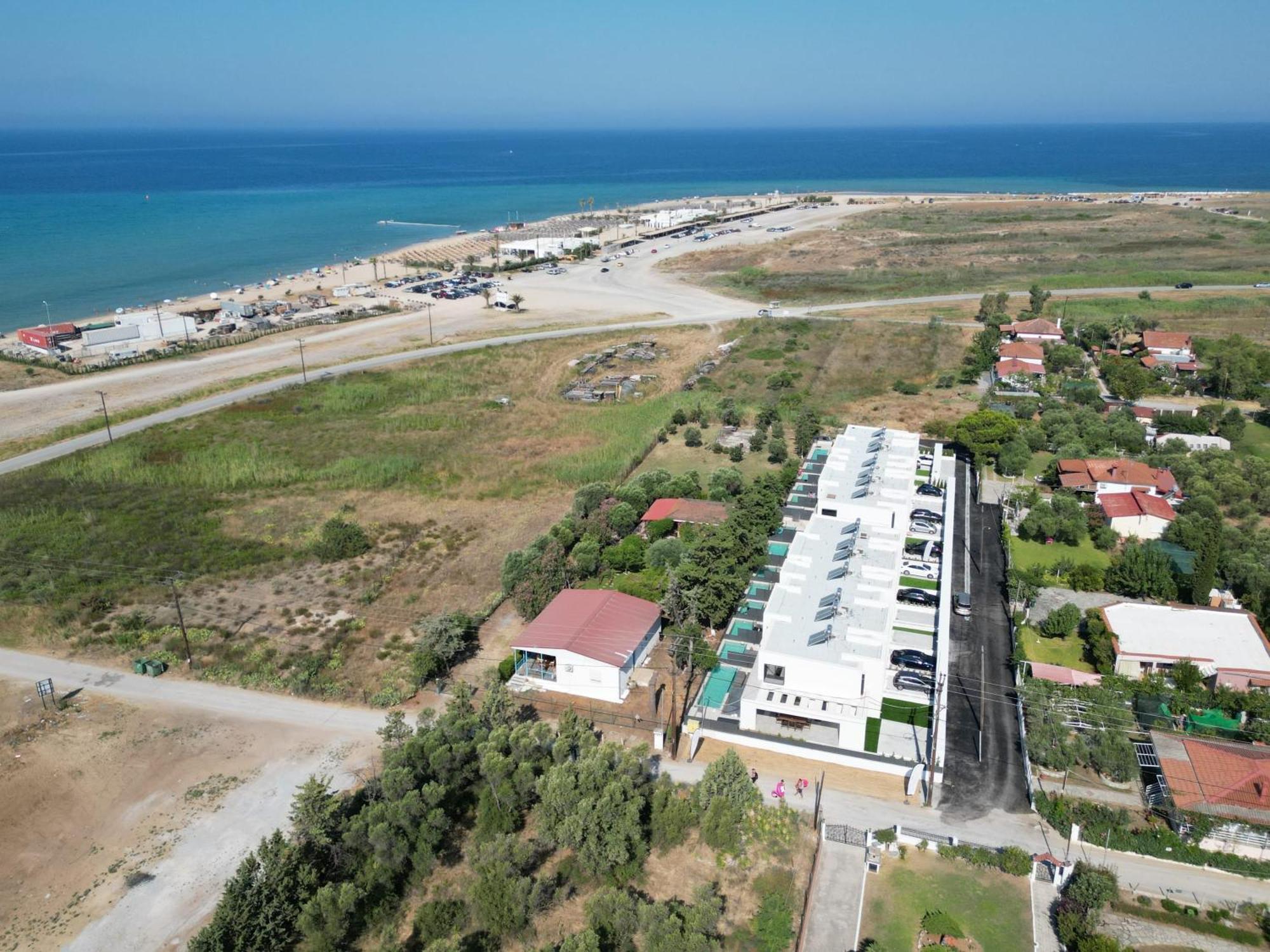 Serene Halkidiki * Nea Iraklia