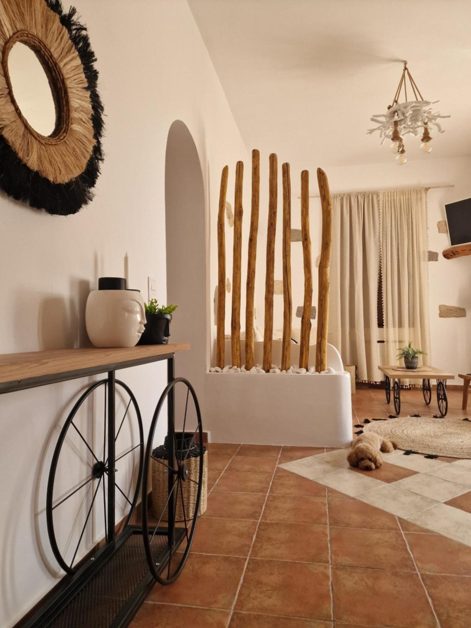 Traditional House Meloi Holiday home