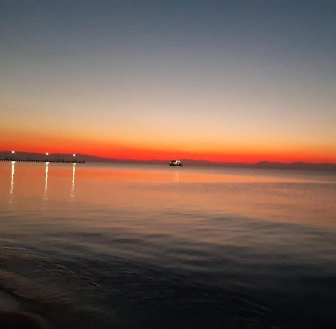 Sun Sea No 3 *
