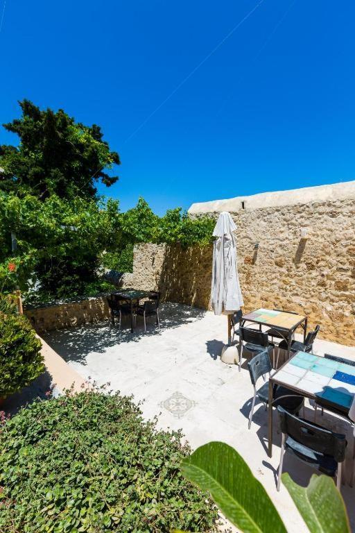Anassa Townhouse, In Rethymno's Old Center Holiday home