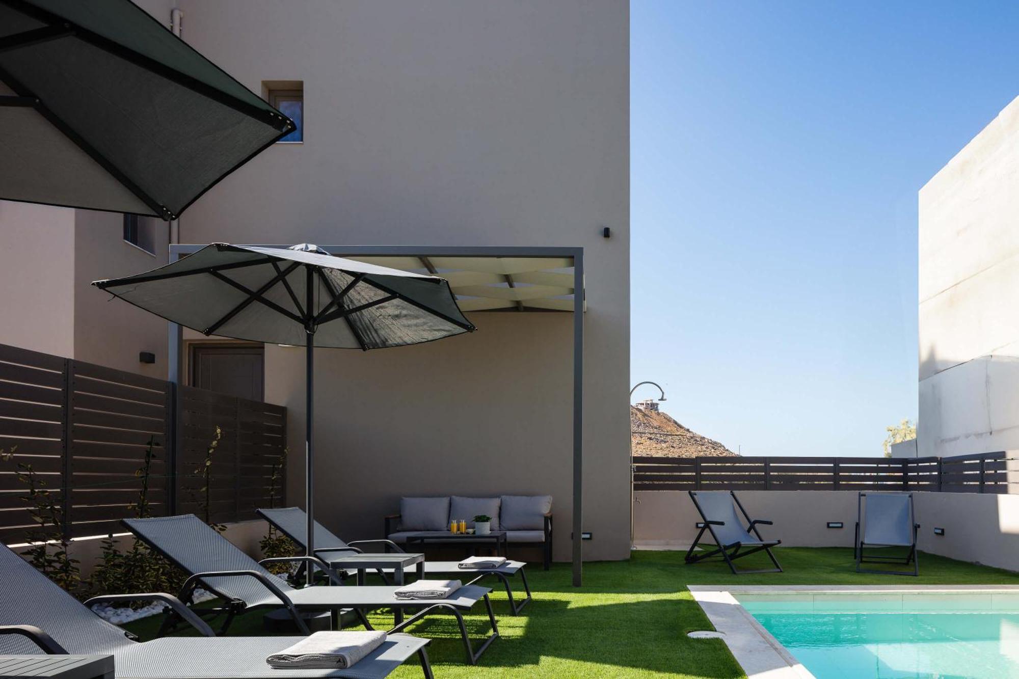 Villa Theros *