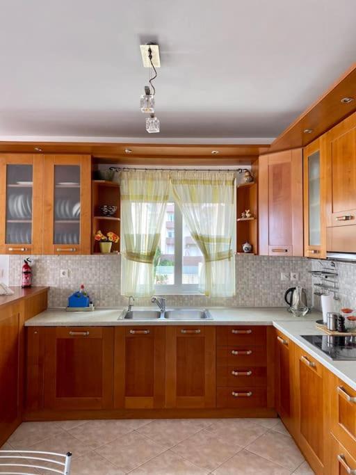 Rethymno-3 Bedroom Askoutsi House Apartment *