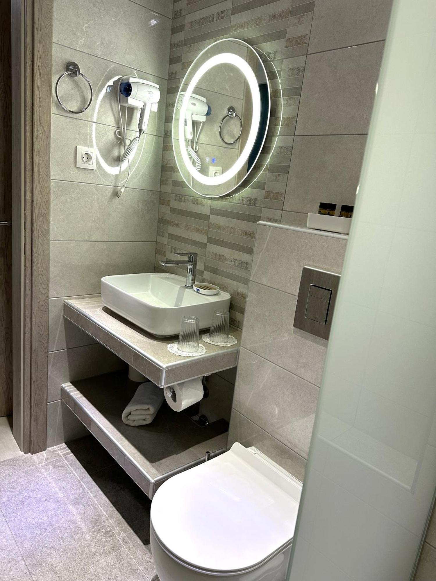 Navarino Luxe