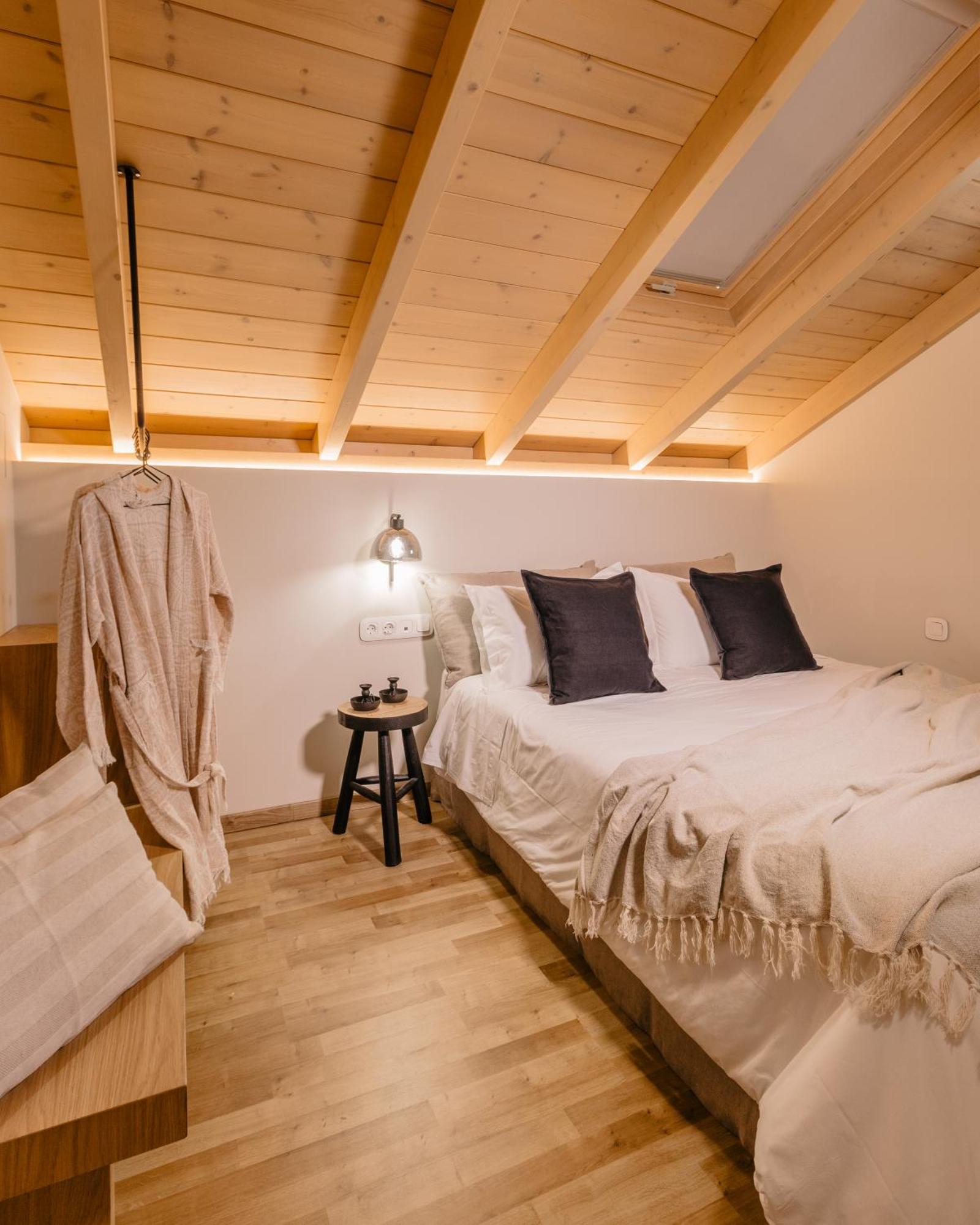 Papadria - Modern Luxury Near Kathisma * Tsoukaladhes