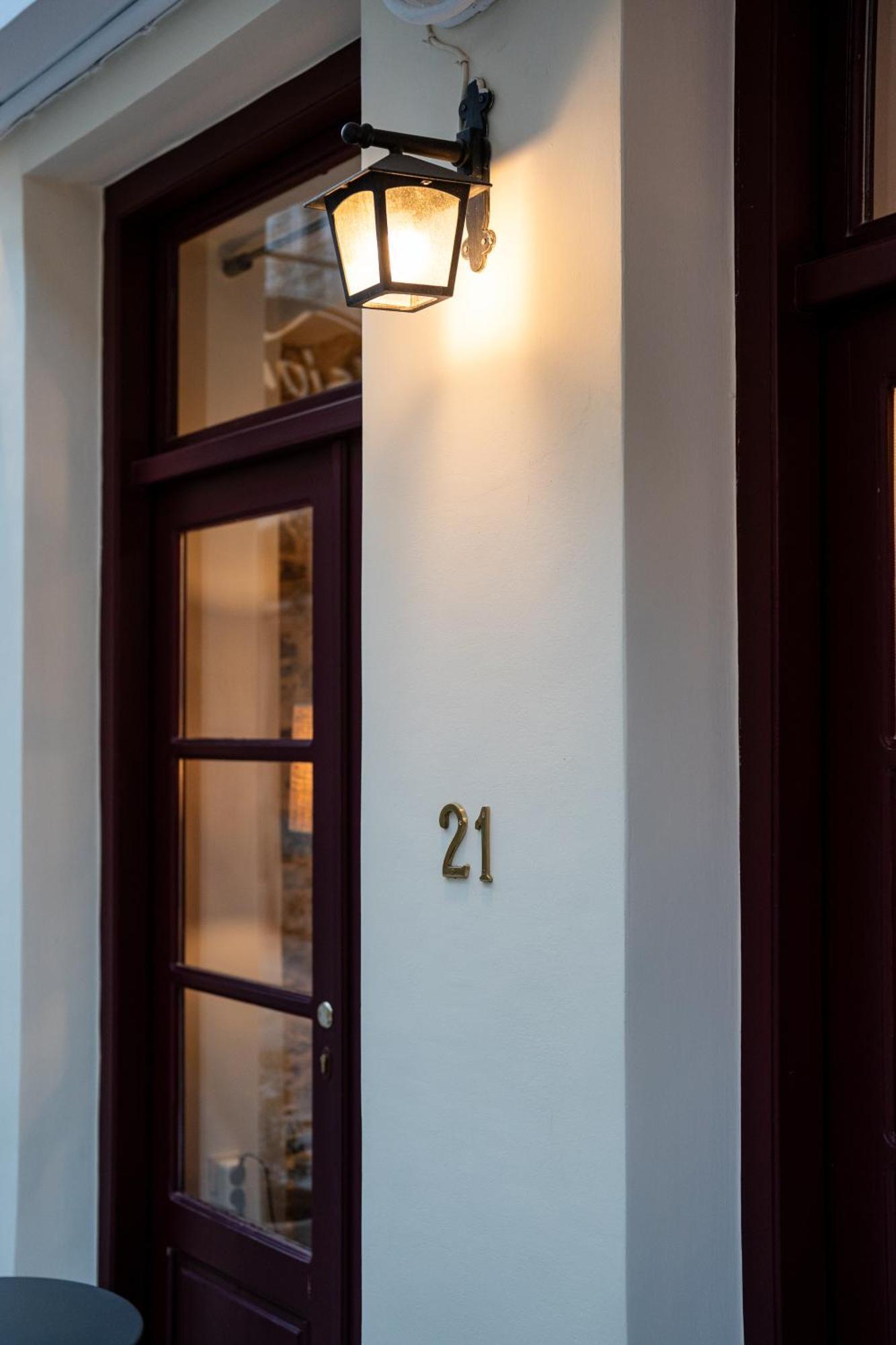 Isioni Guest house 4*