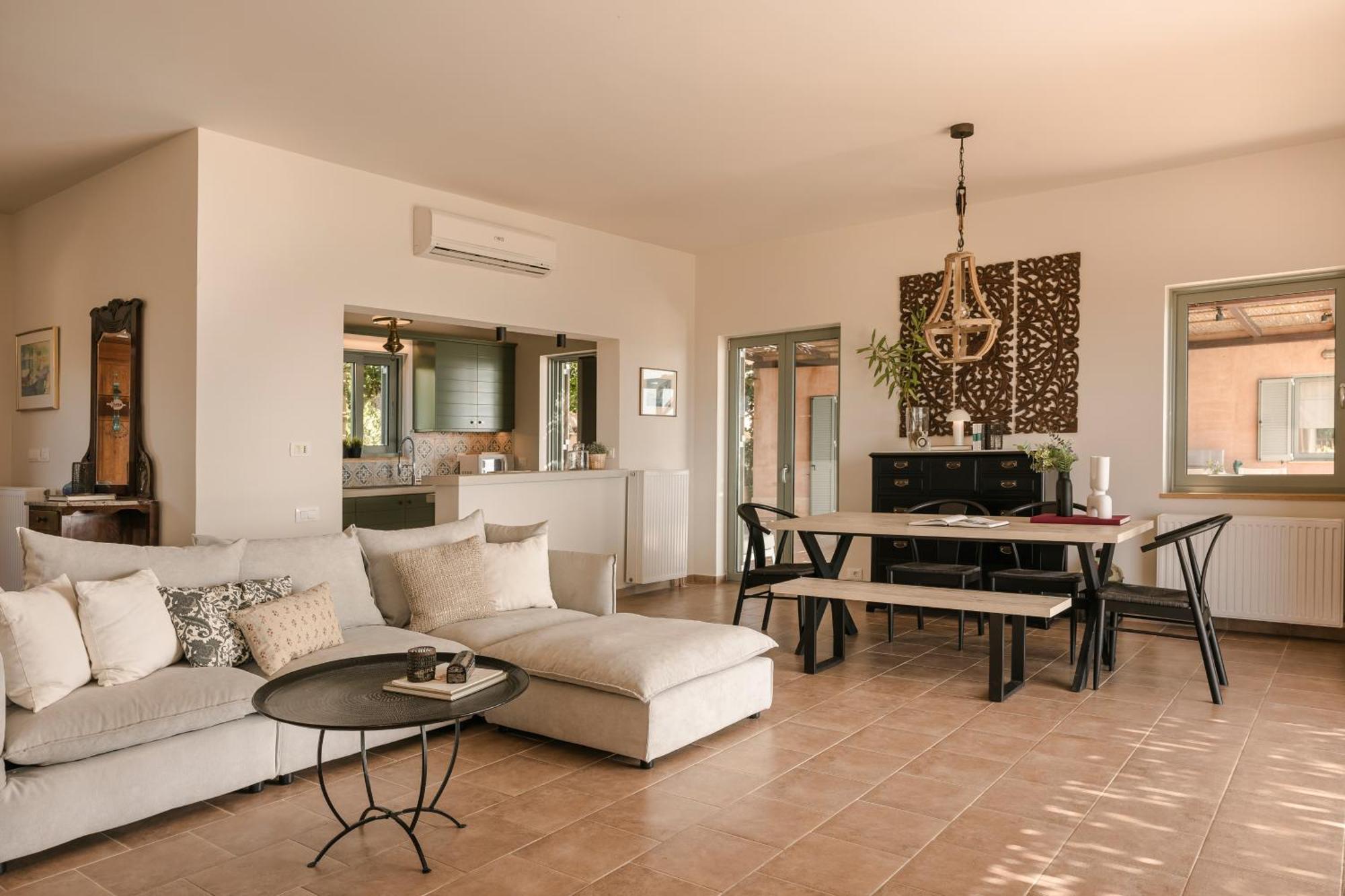 Absolute By Stylish * Livathos (Kefalonia)