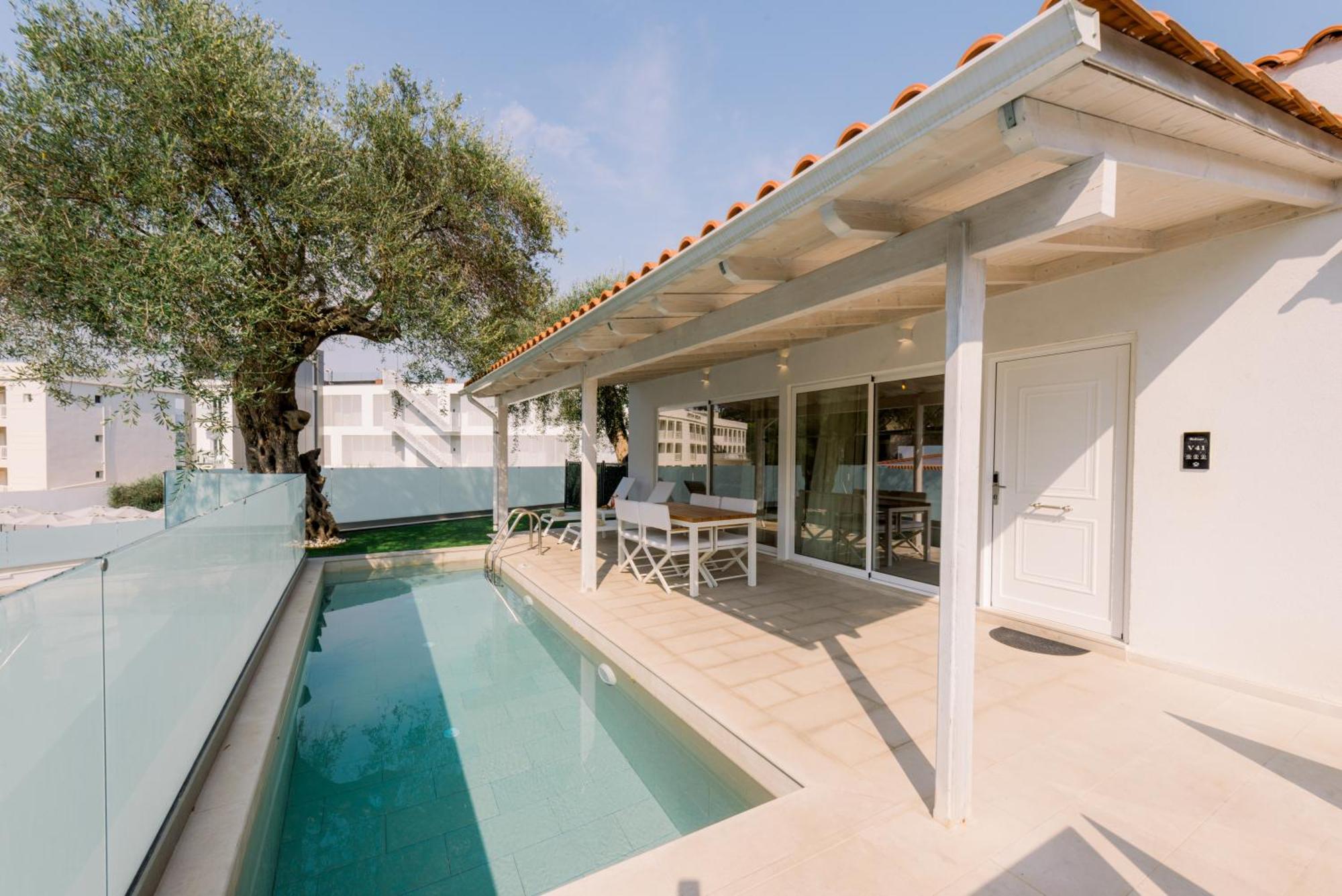Ray Corfu Hotel 4*