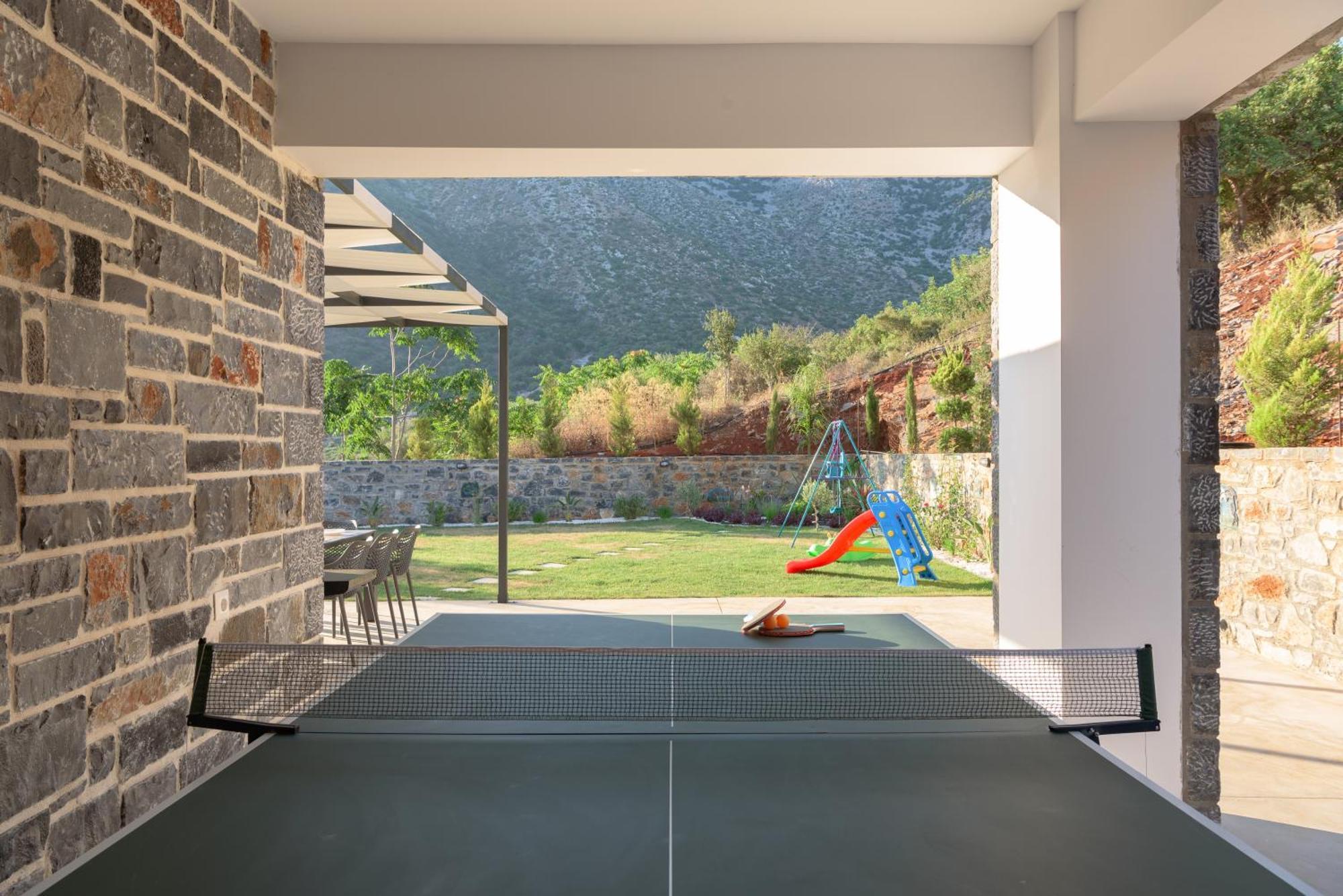 Montem Seaview I & Ii, Summer Retreats In Bali, By Thinkvilla Villa Bali (Crete)