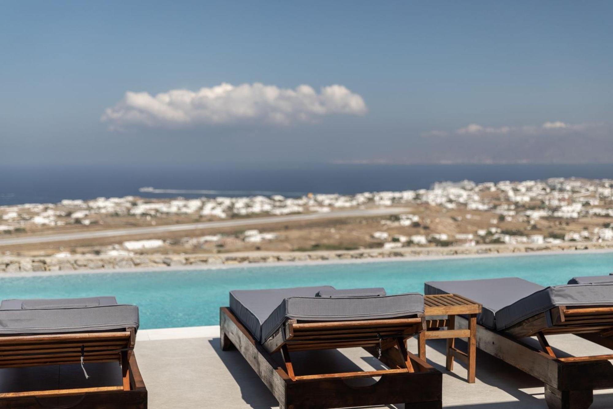 Sunset Hill * Mykonos Town