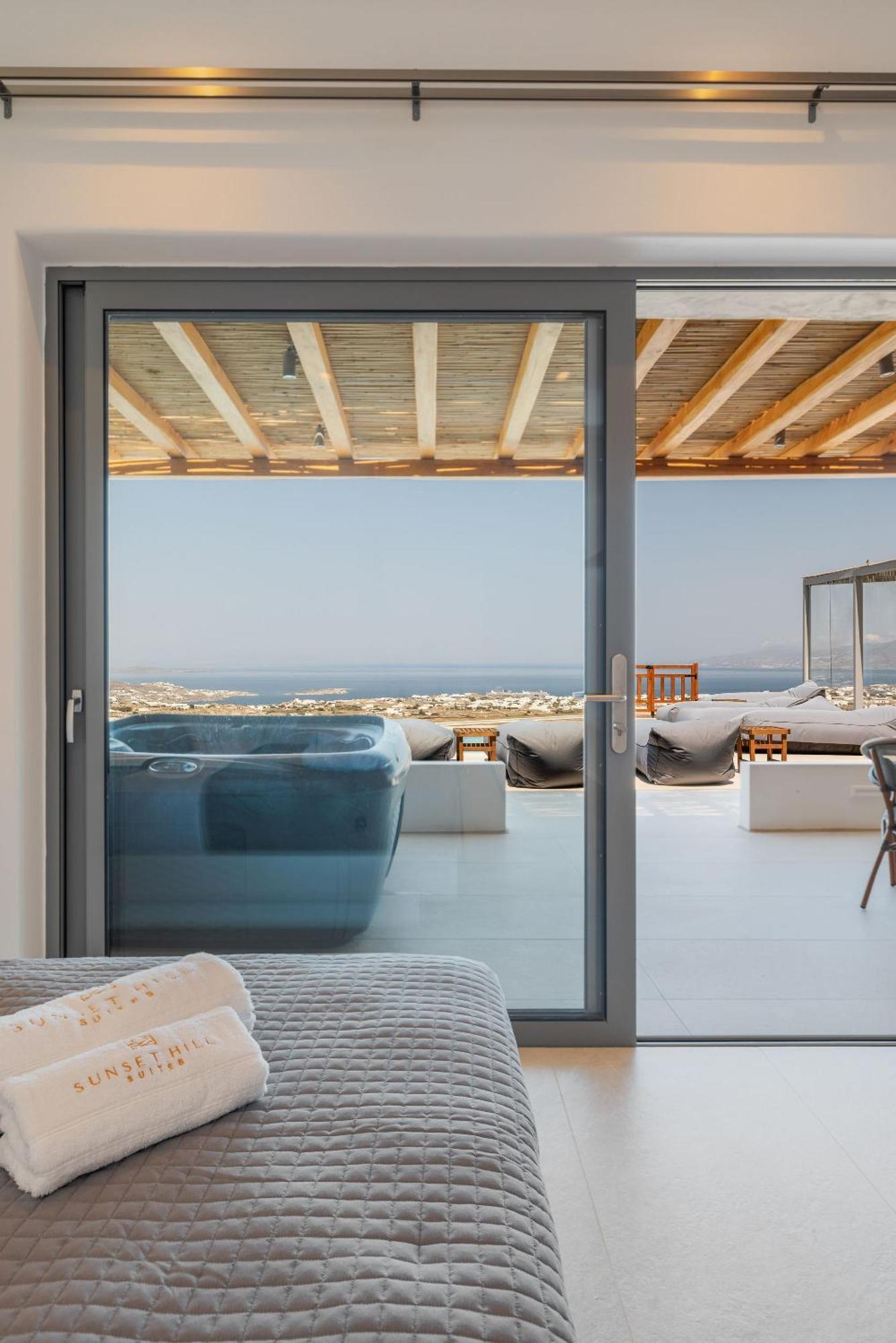 Sunset Hill * Mykonos Town