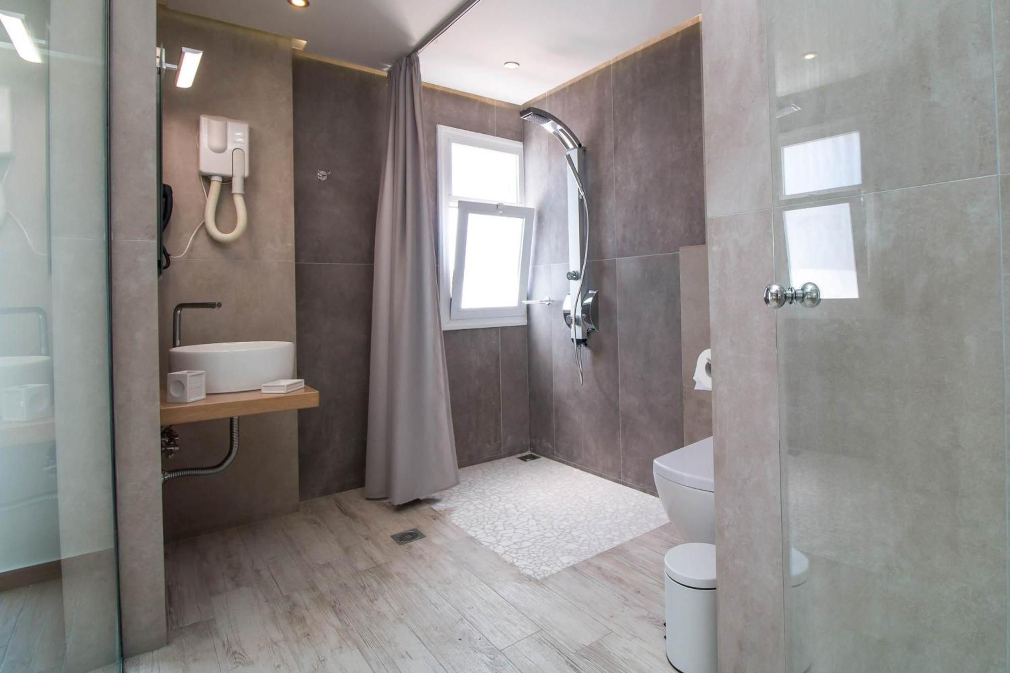 Lido Star 3*