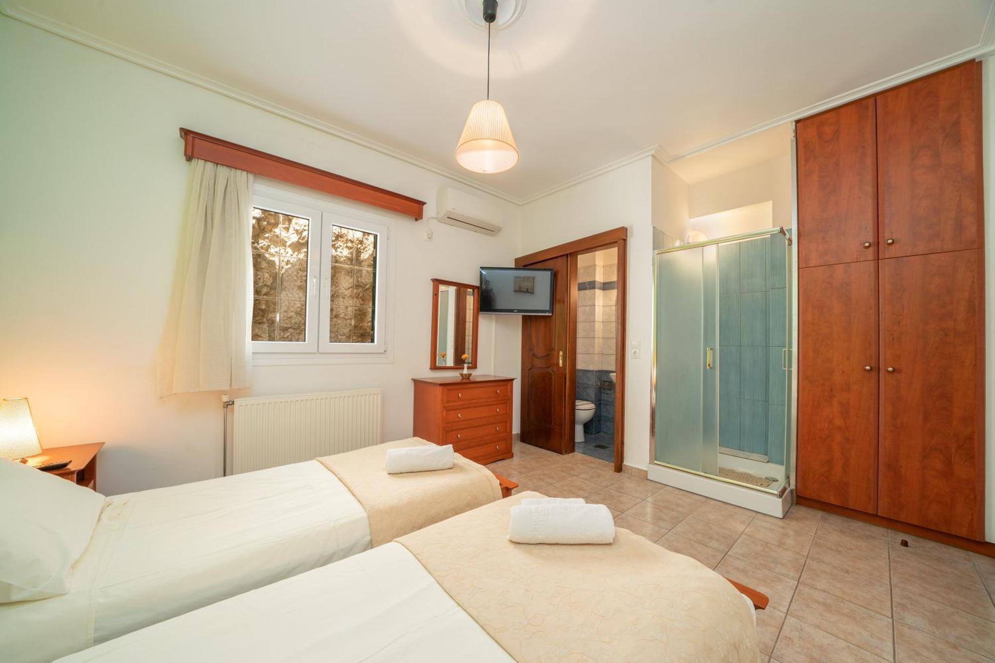 Faos Luxury 2 Agia Efimia
