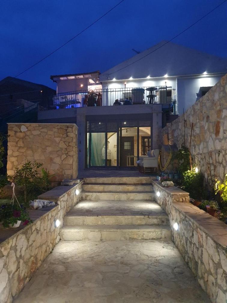 Old Zorbas Place Bed & Breakfast Kokkino Chorio
