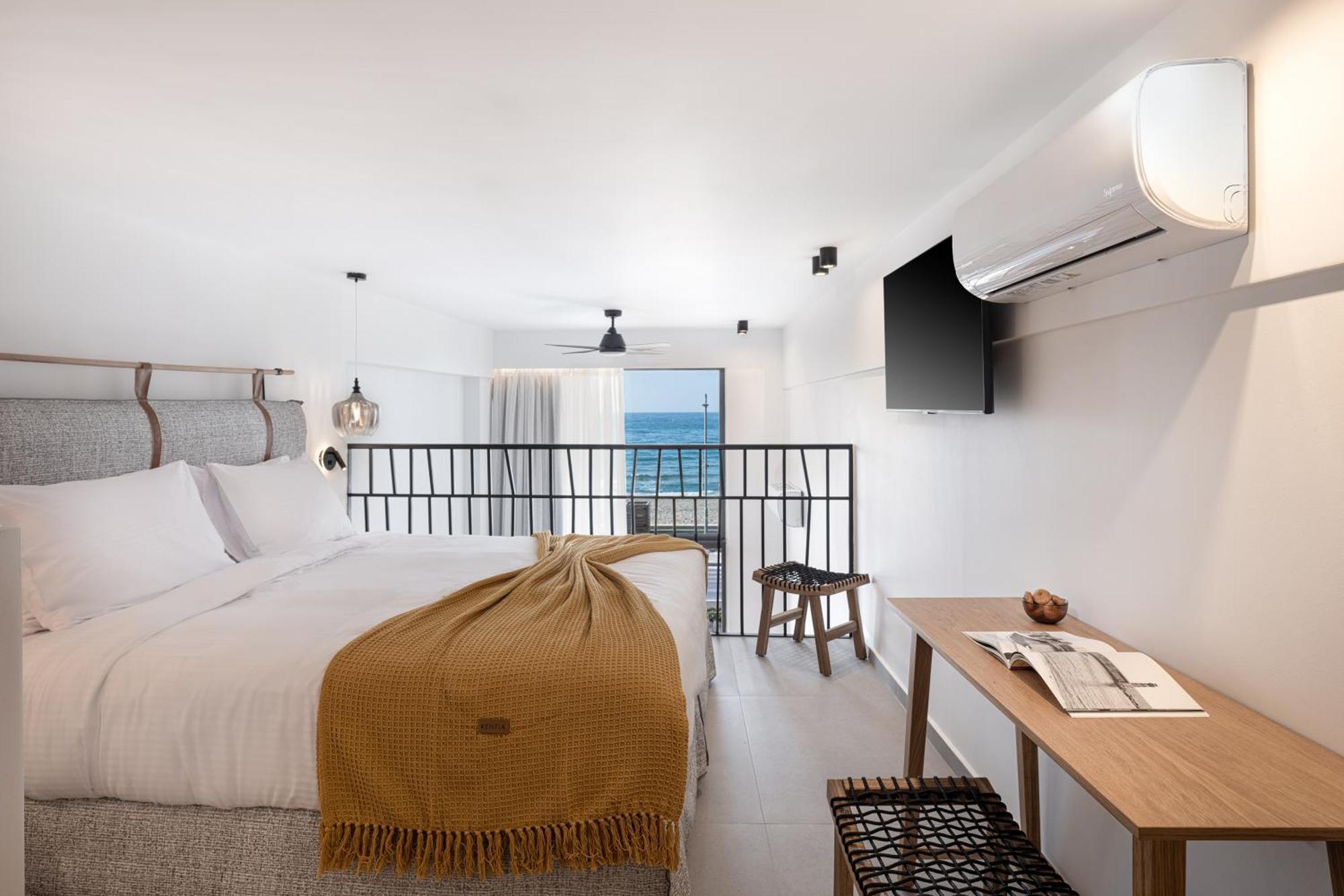 Calla Luxury Seafront 5* Rethymno (Crete)
