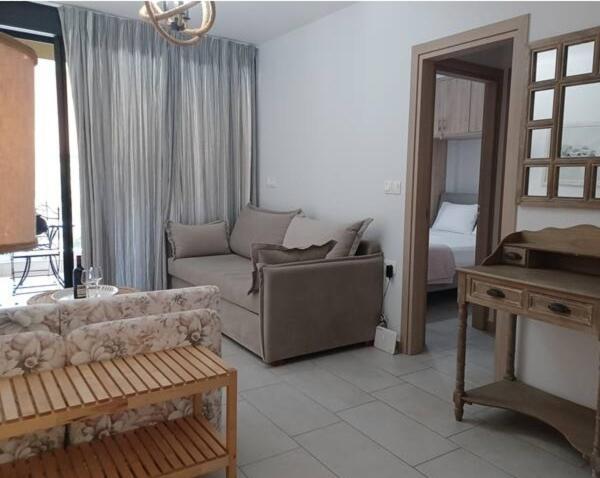 Apartment Melivia Luxury Nikiana