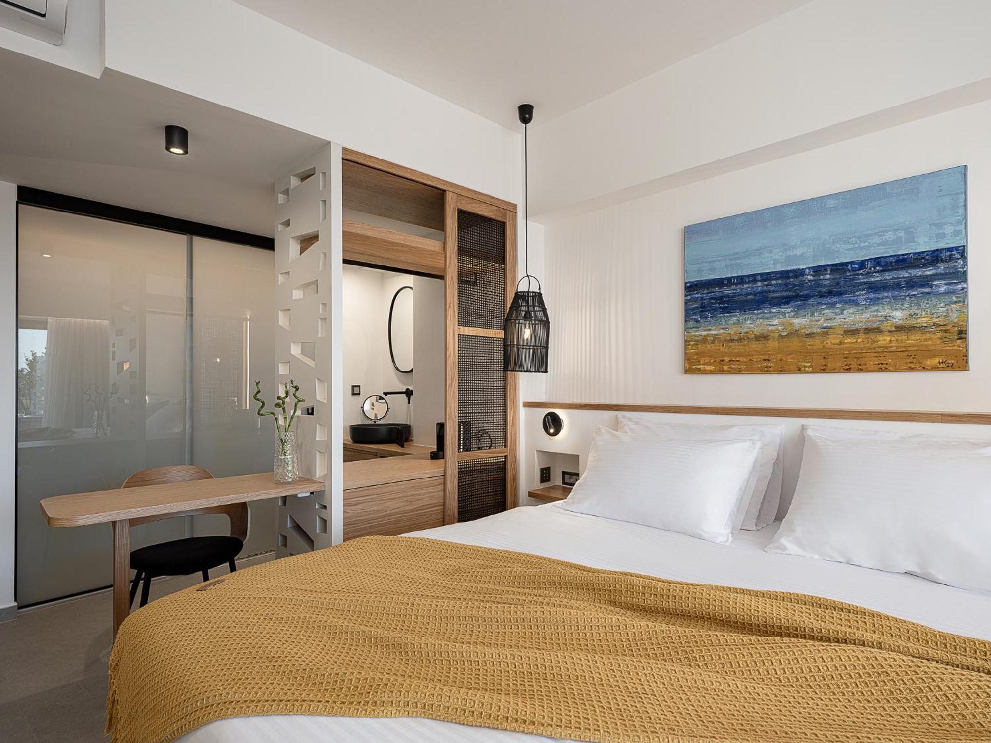 Calla Luxury Seafront Aparthotel 5*