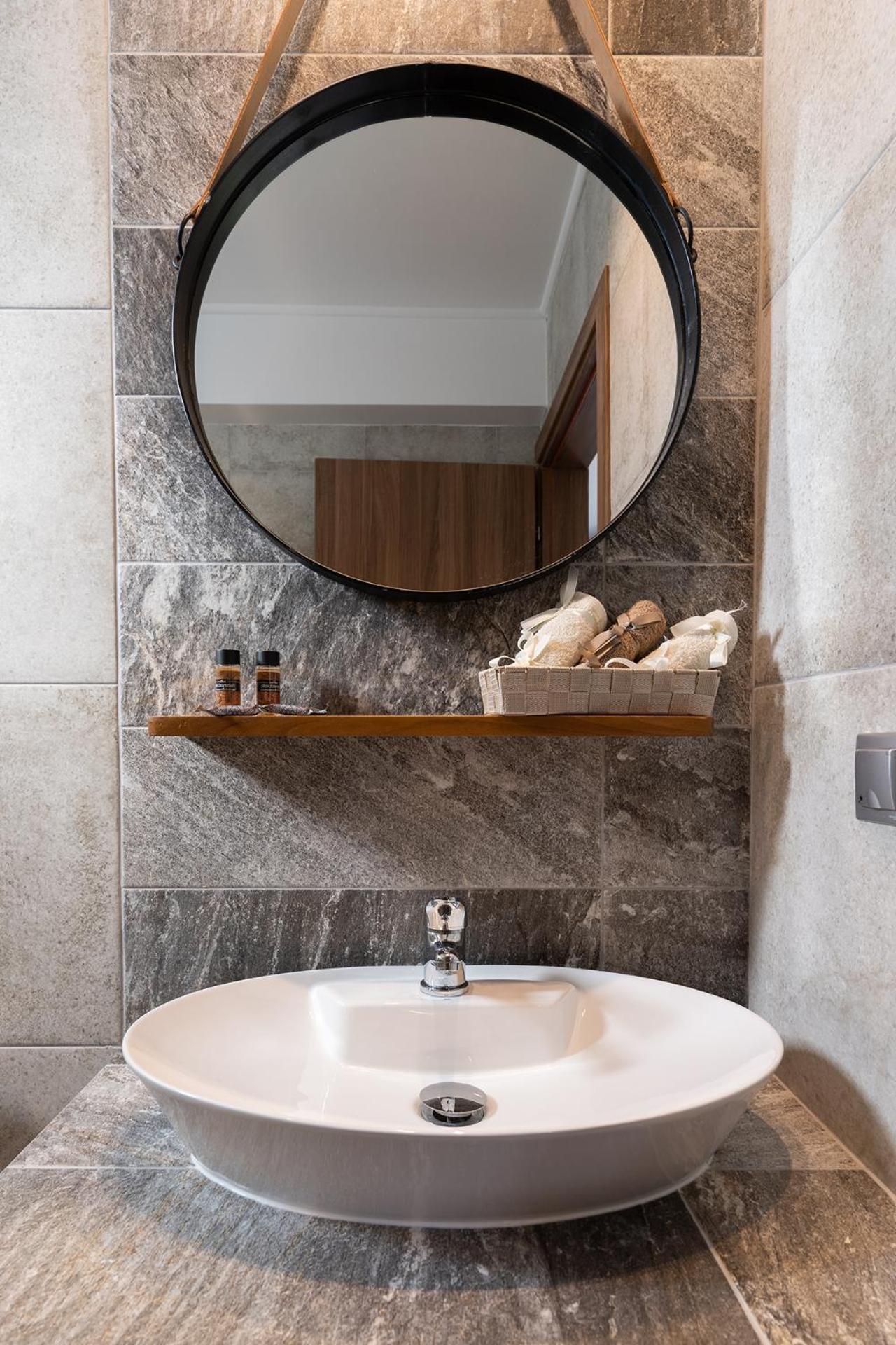 Olympus Pantheon Luxury