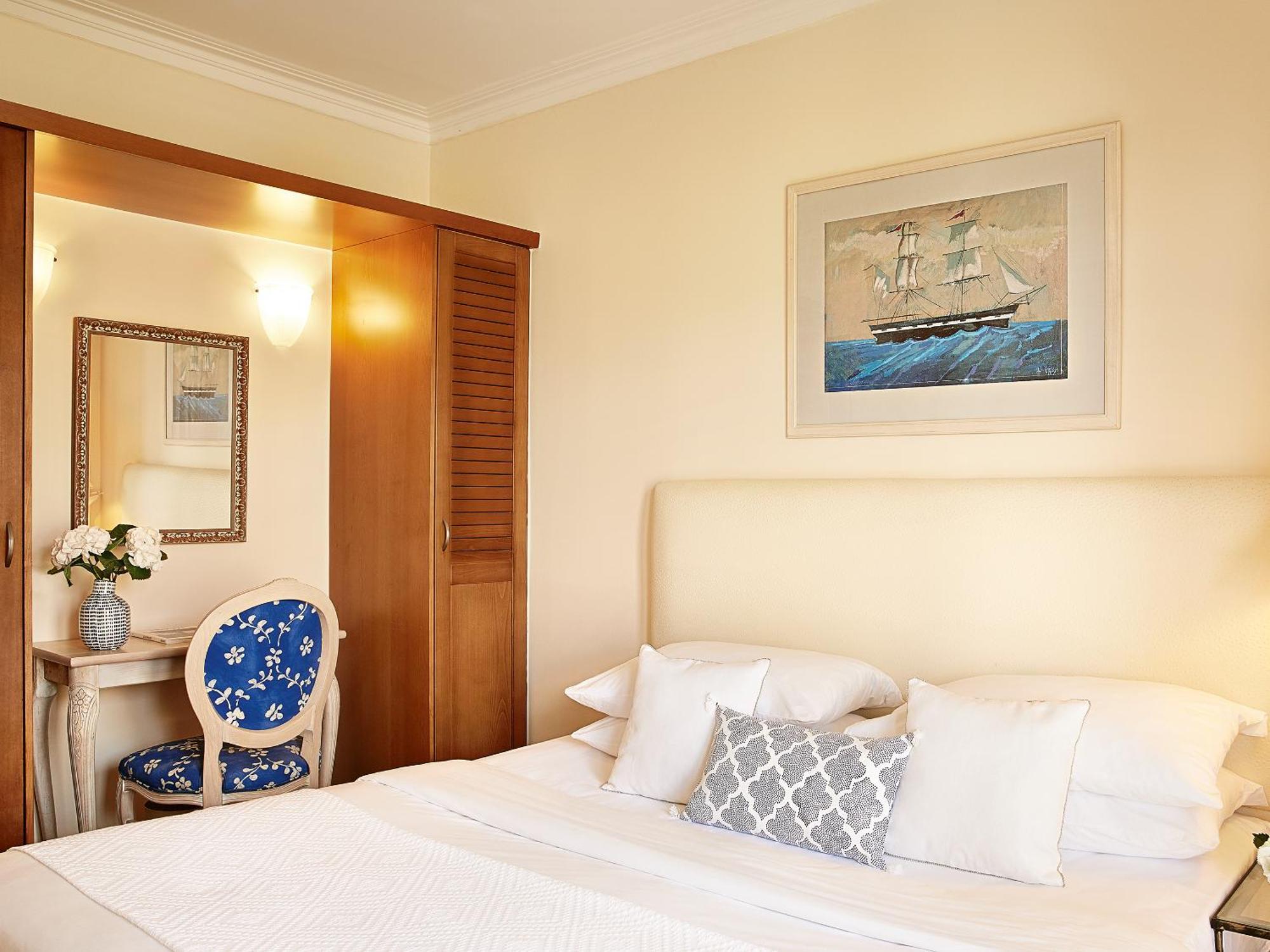 Grecotel Marine Palace & Aqua Park Hotel