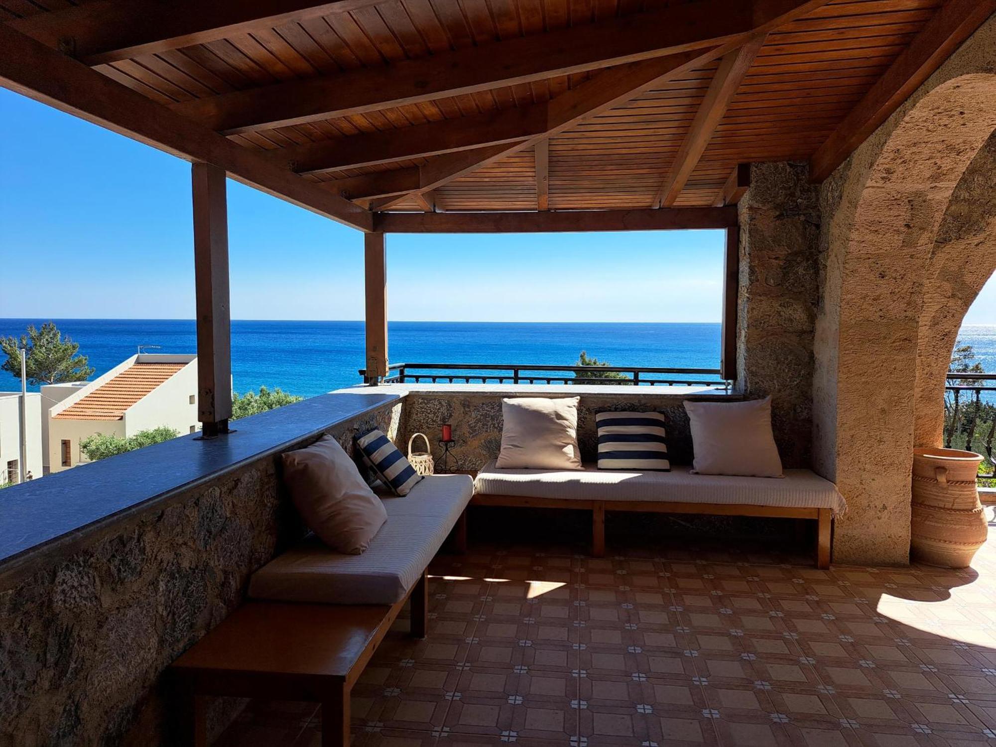 Petrino Holiday home Keratokampos