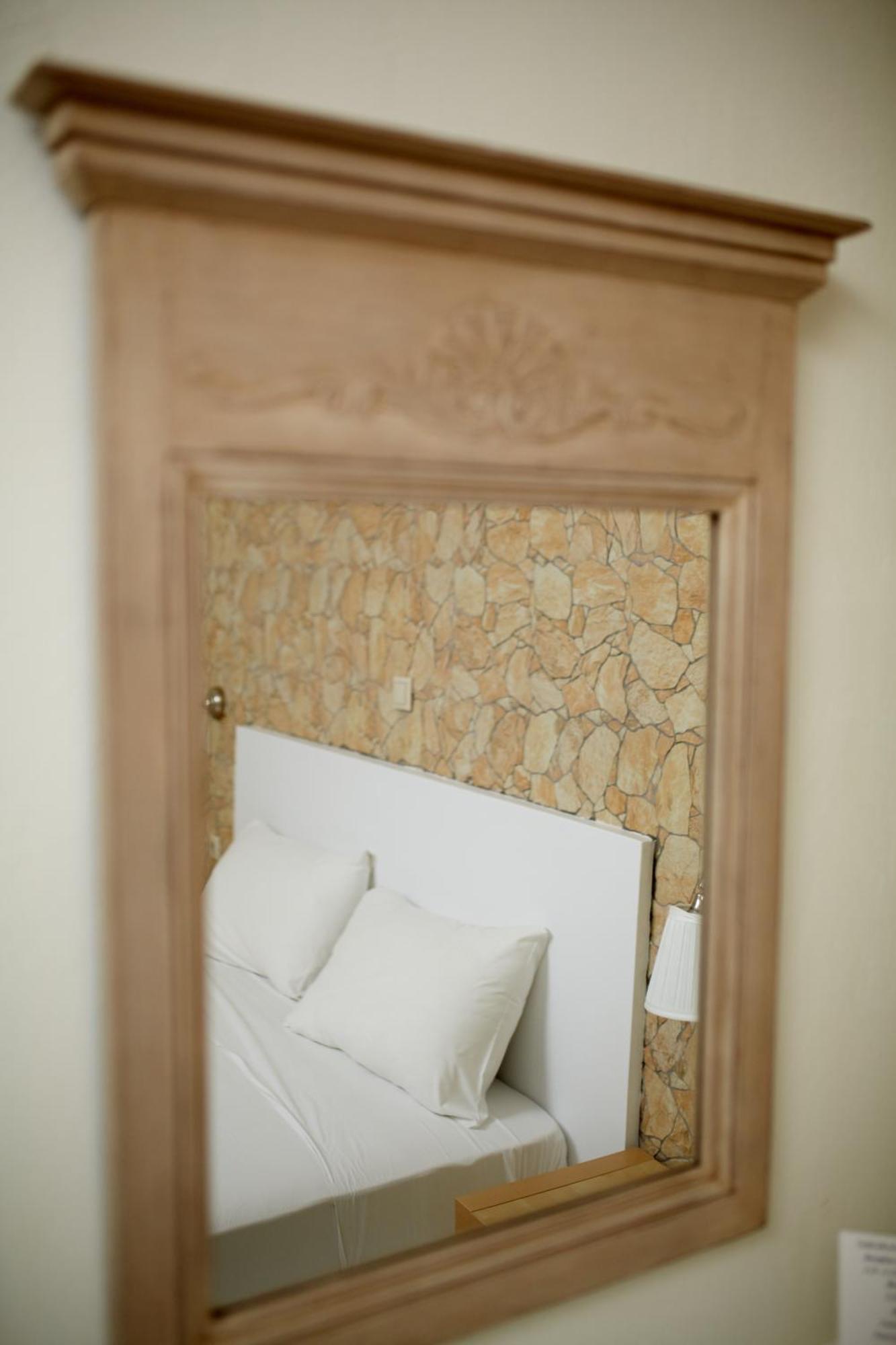 Aelia * Agios Petros (Andros)
