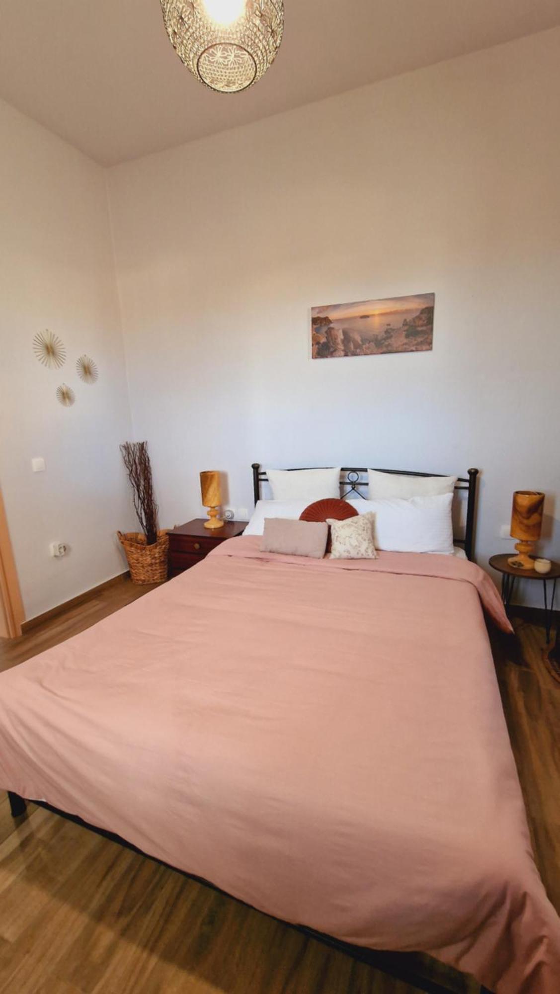Seva Monolithos House