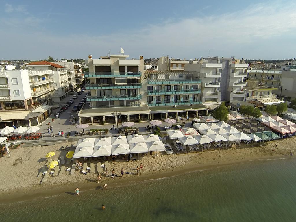 Aigli Hotel 2*