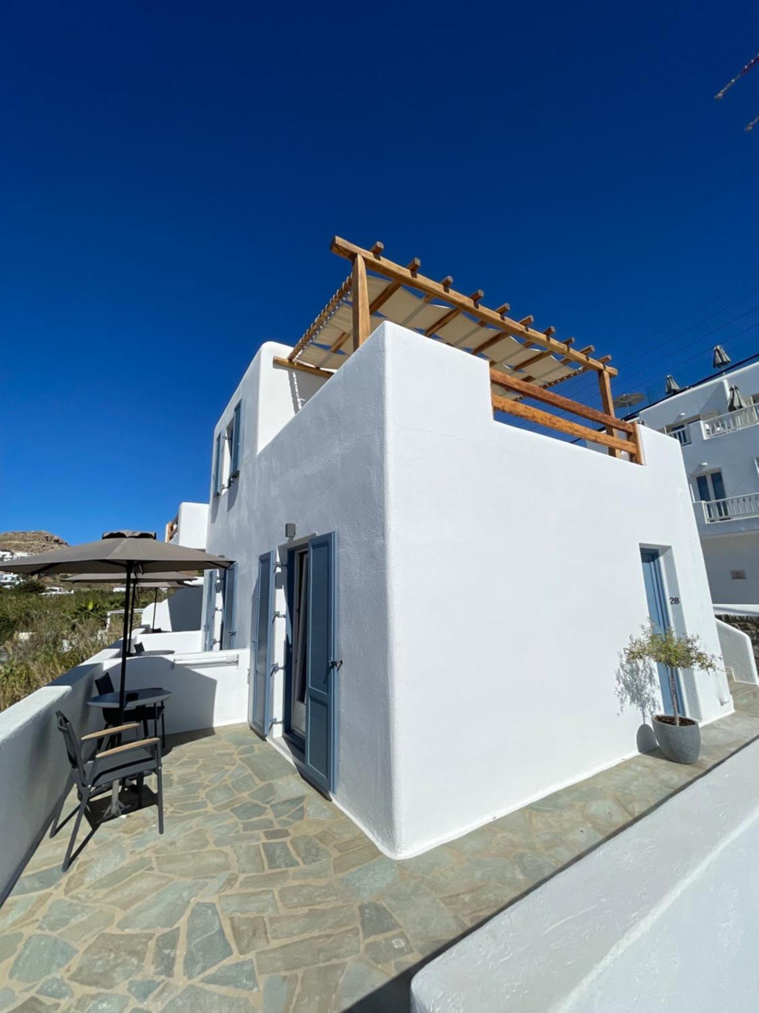 Esperides Platys Gialos (Mykonos)