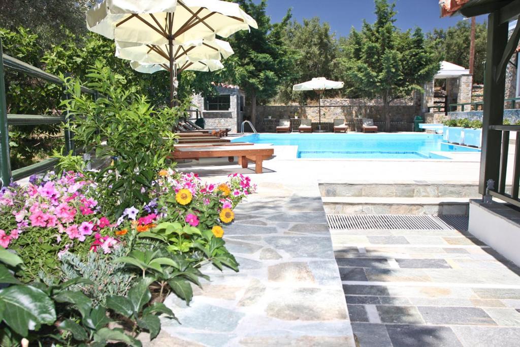 Elia Village Plomari