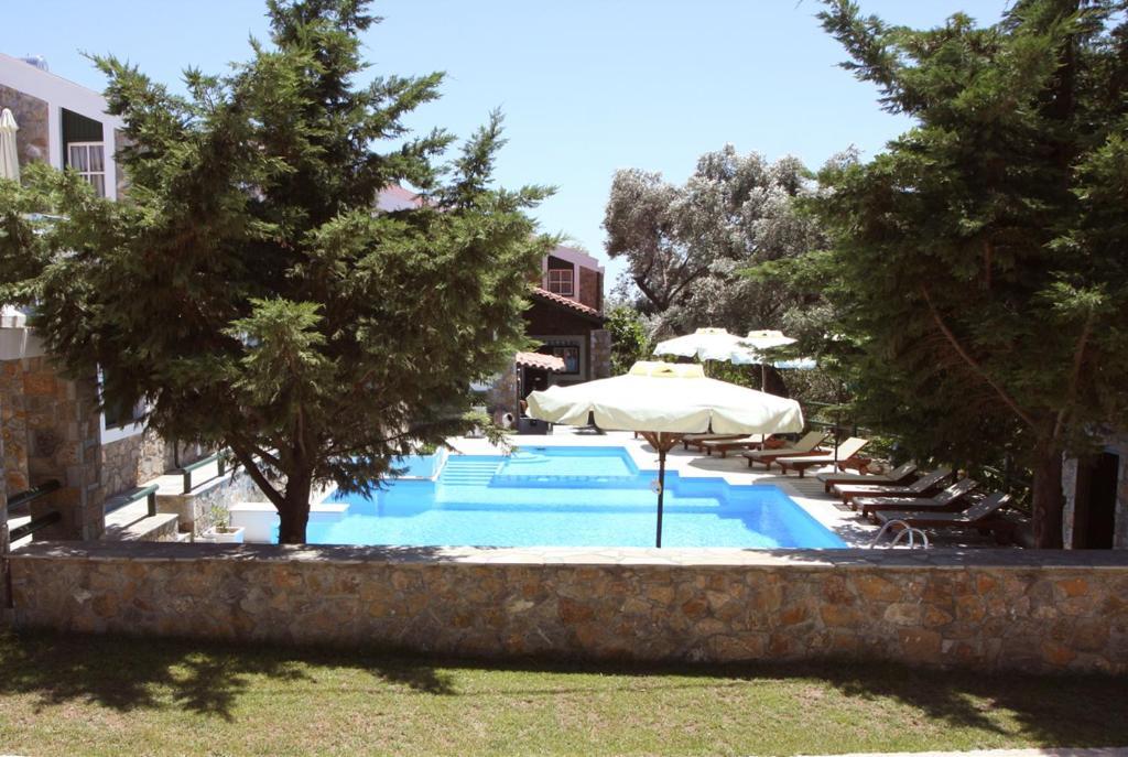 Elia Village 3*