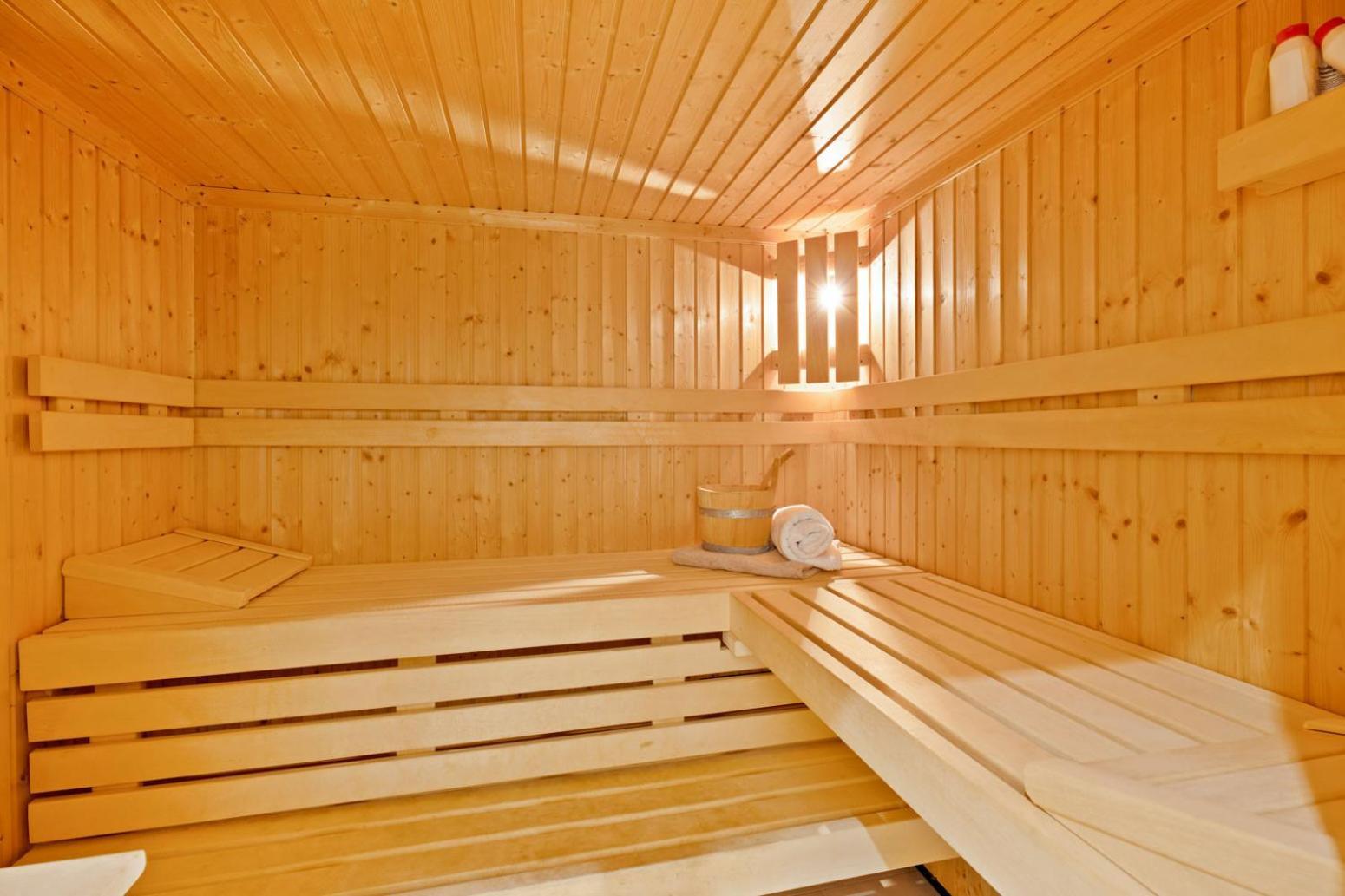 Luxurious Liandri - With Private Pool