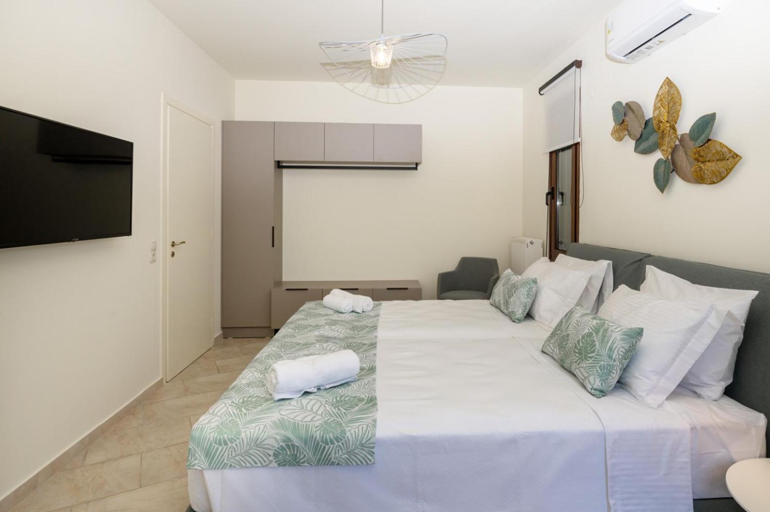 Seragio - With Private Swimming Pool Villa *