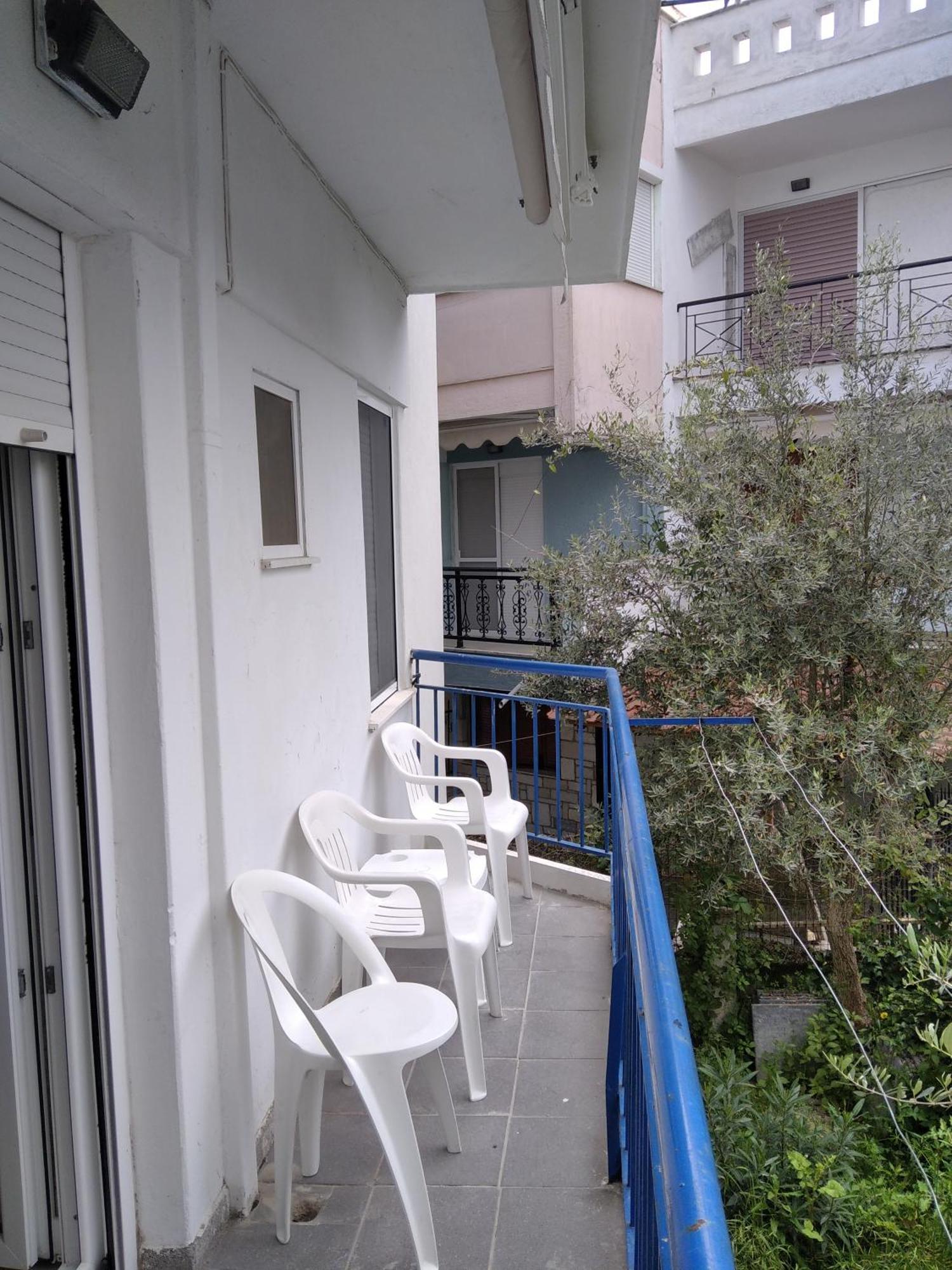 Leonidas Apartment Nea Peramos (Macedonia)