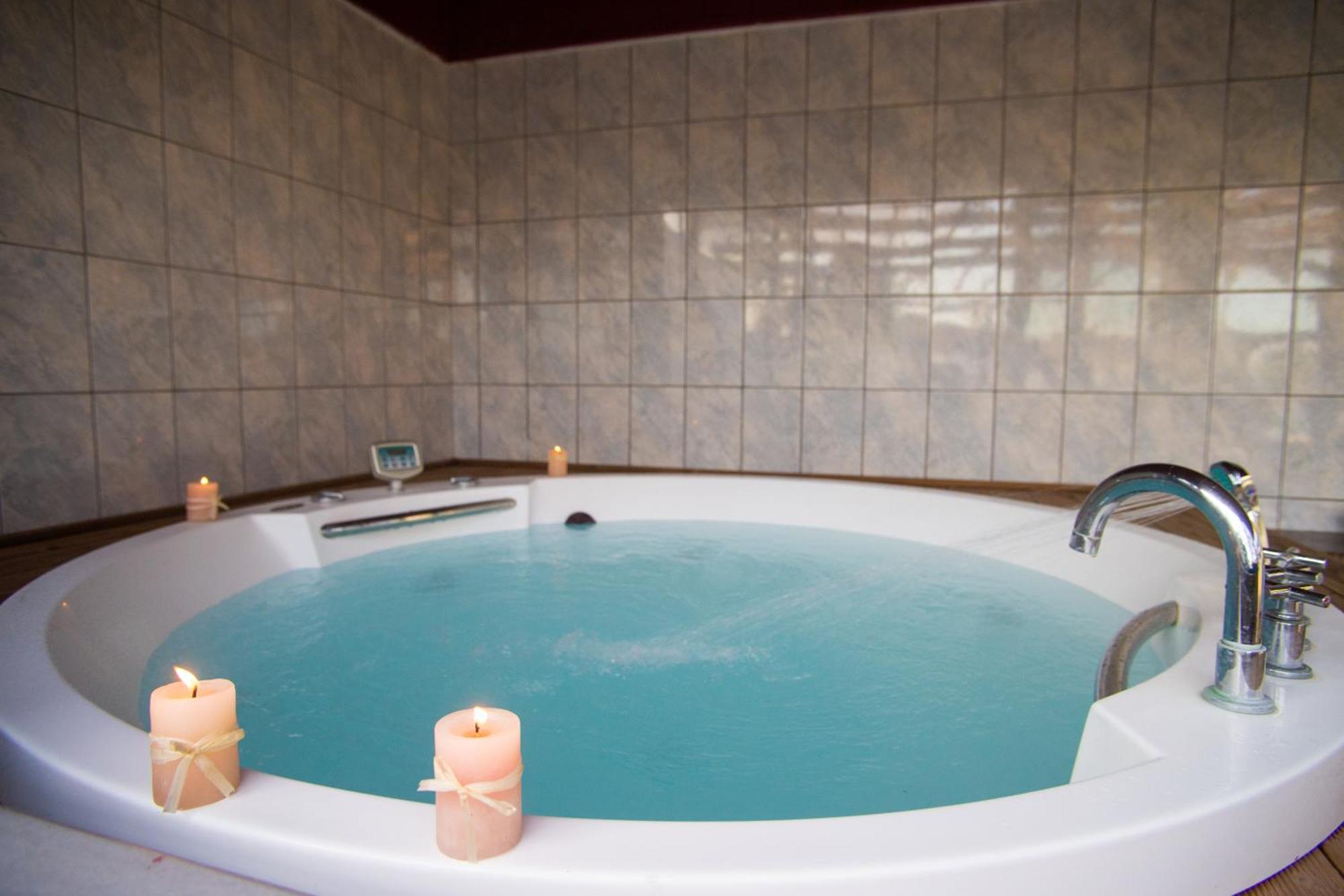 Poseidon Hotel 4*