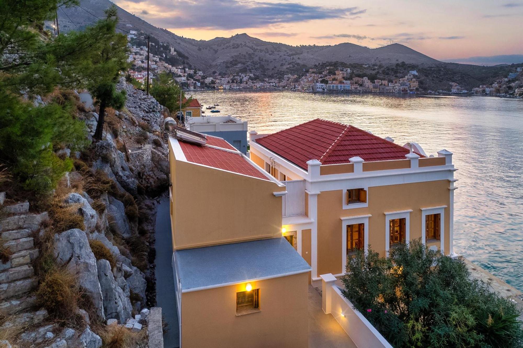 Apartment Over The Sea Symi