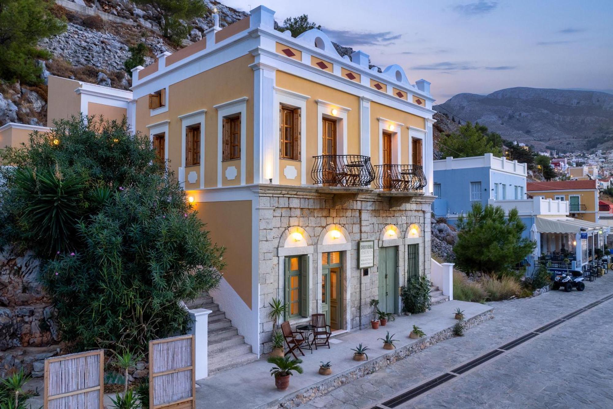 Apartment Over The Sea