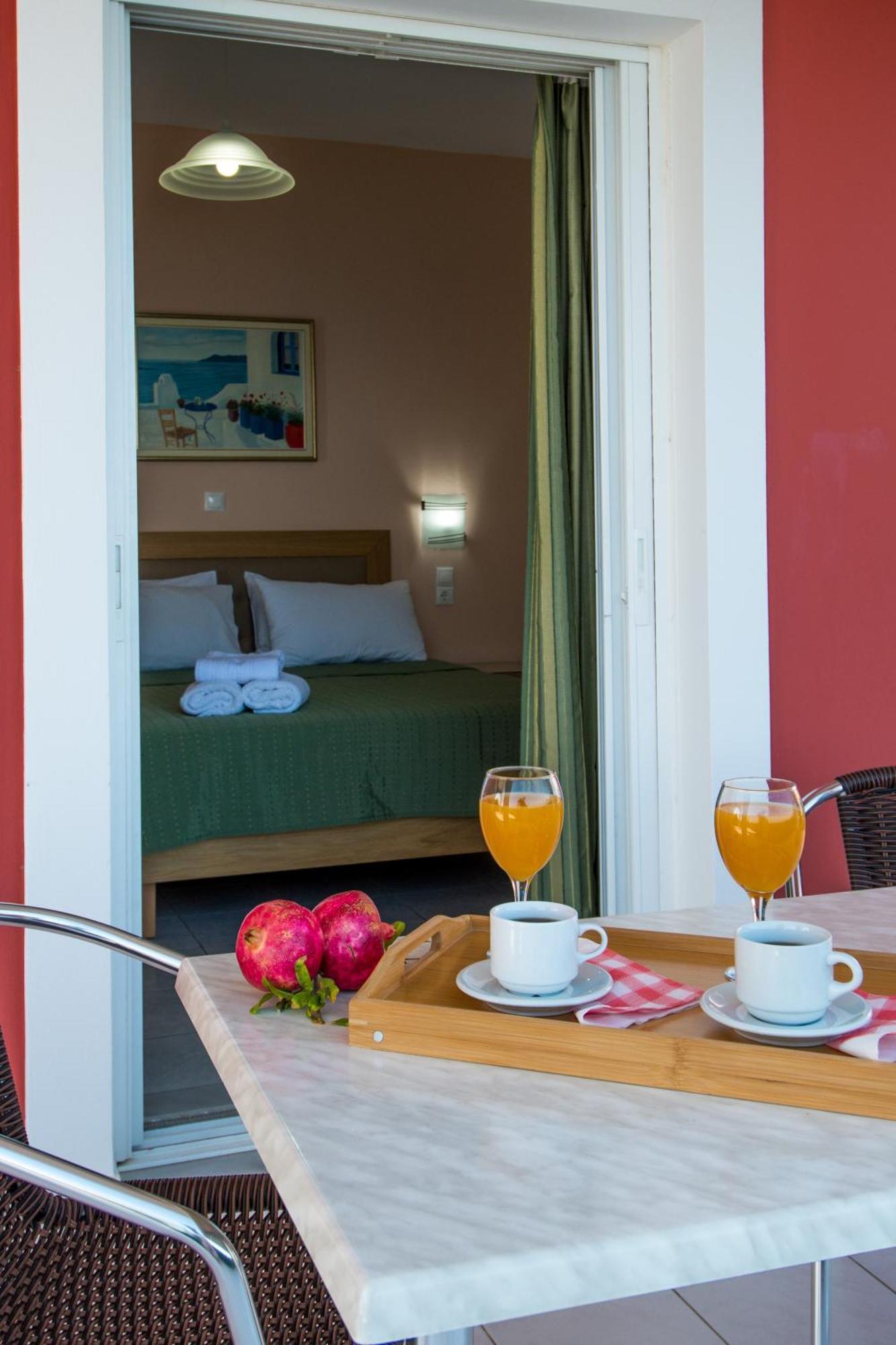 Aparthotel Levante 2*