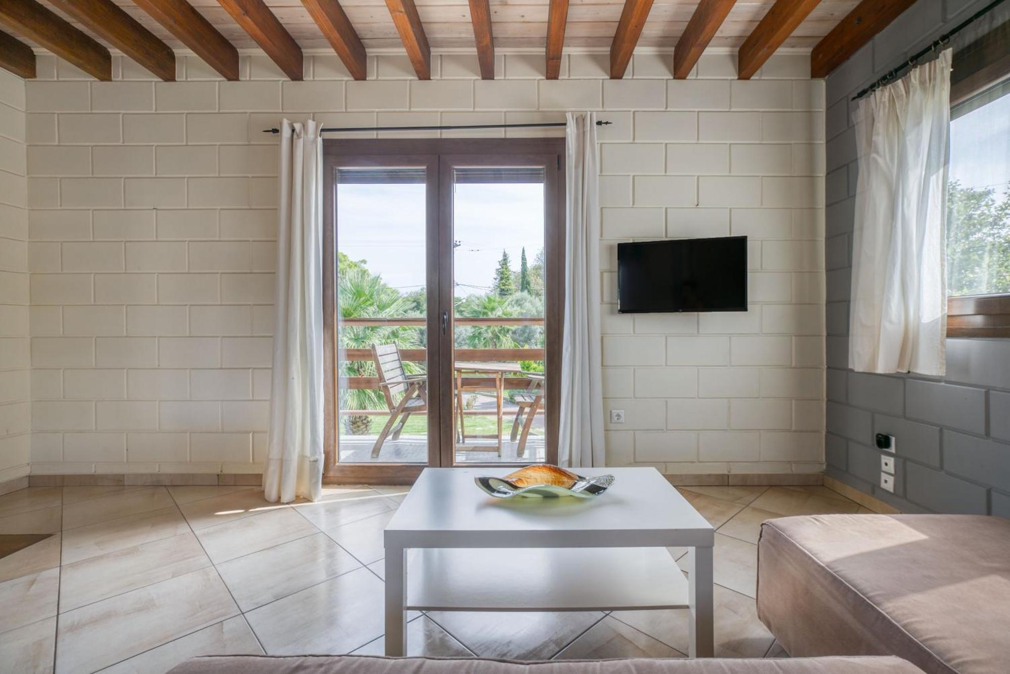 Ageras Santa Marina Lefkada City