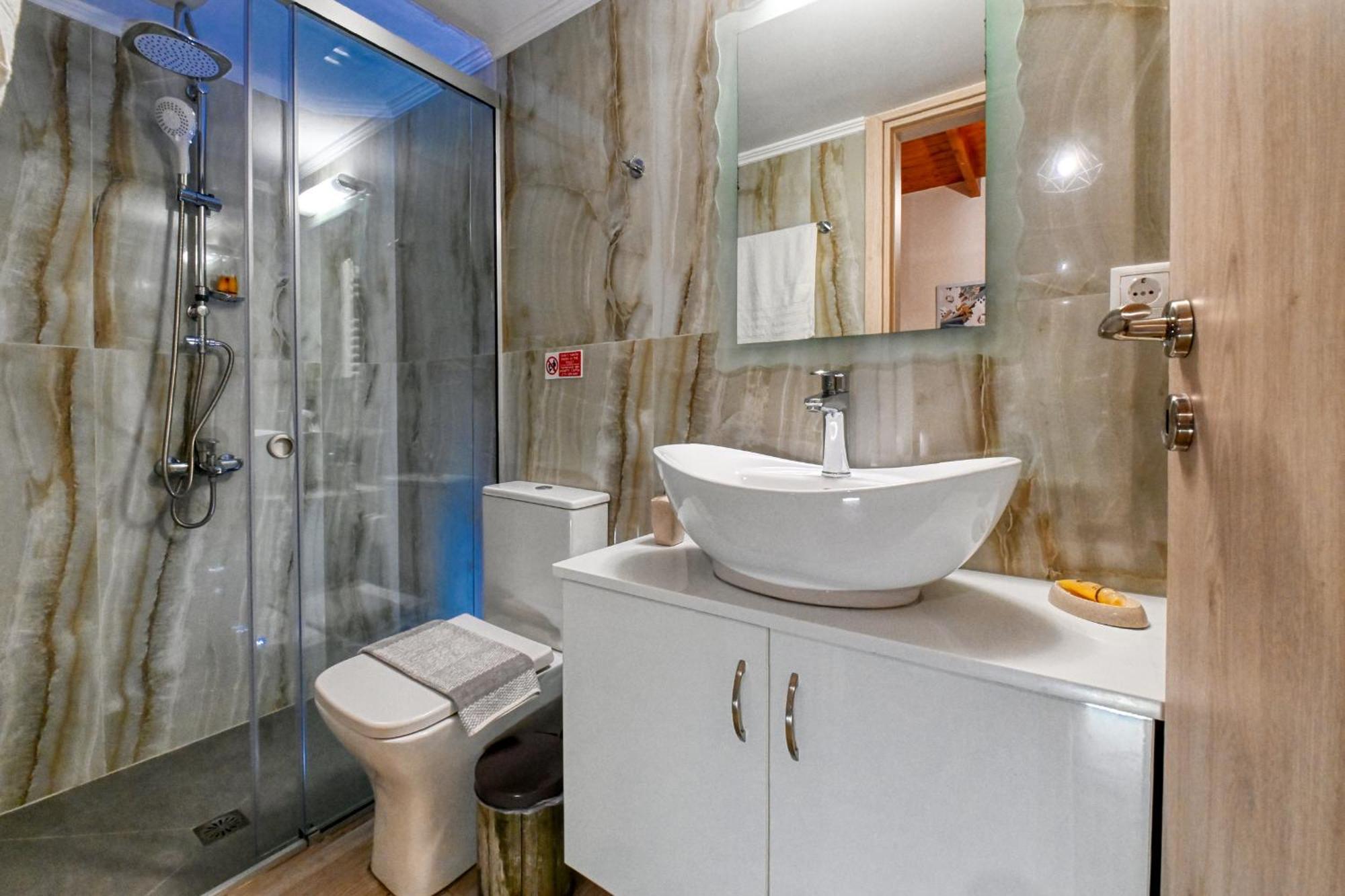 Villa Petros Luxury Traditional House - *