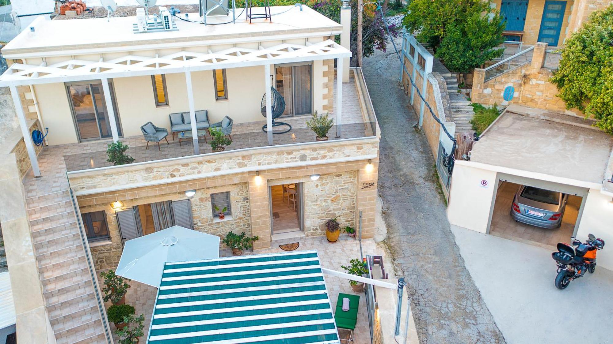 Villa Petros Luxury Traditional House - *