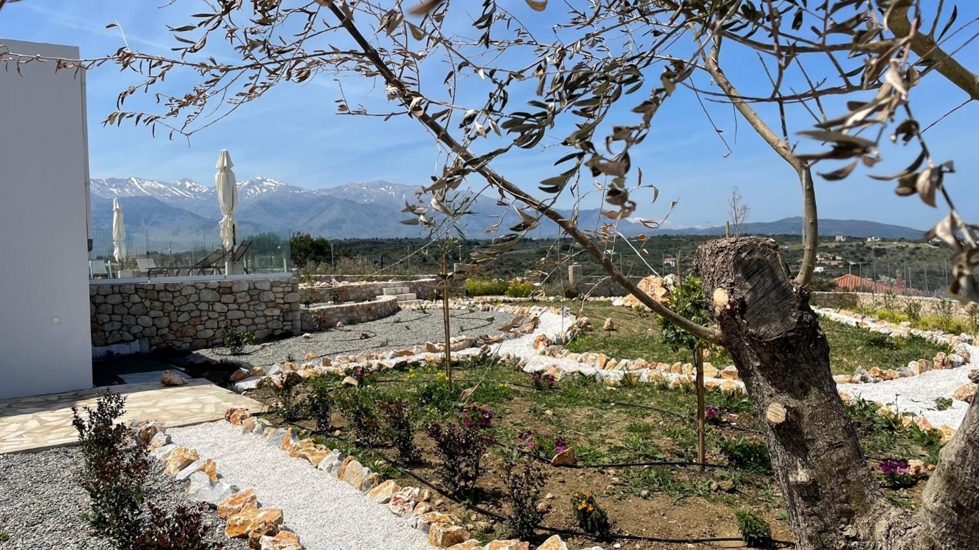 Holiday home Stunning Mountain And Sea View Eleni In