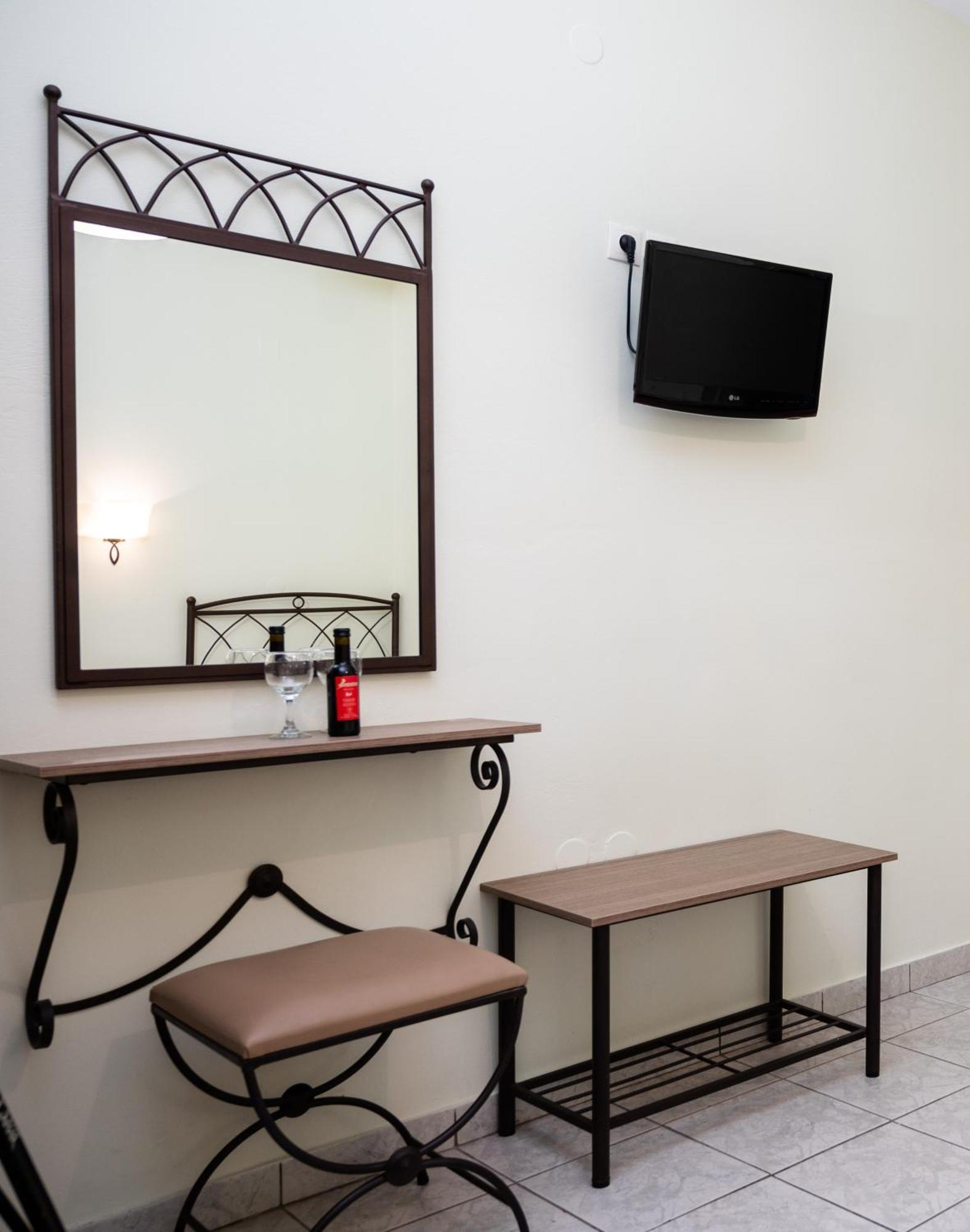 Aparthotel Konstantinos & 2 Nydri (Lefkada)