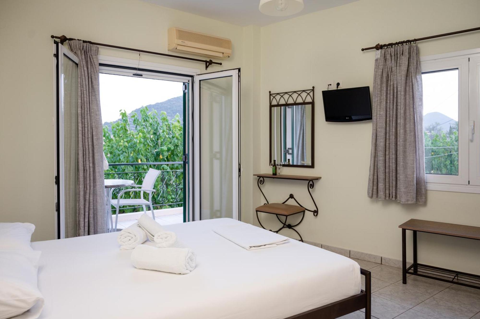 Aparthotel Konstantinos & 2