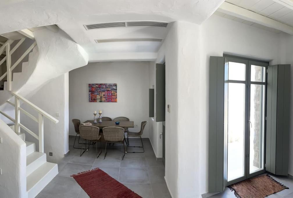 Dream 2, ολόκληρος χώρος με πισίνα Villa Parikia (Paros)