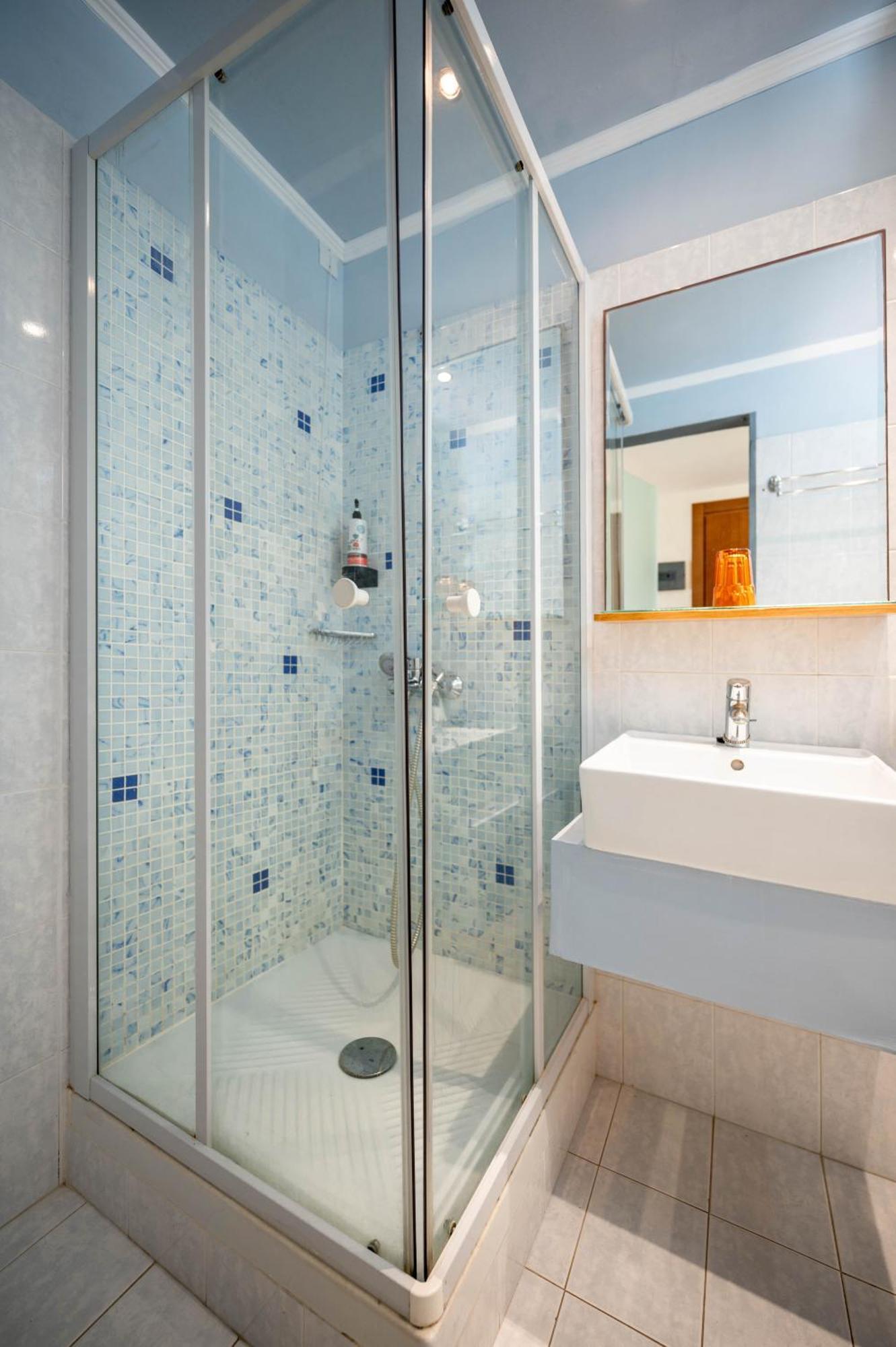 Hotel Kitro - Adults Only 3*
