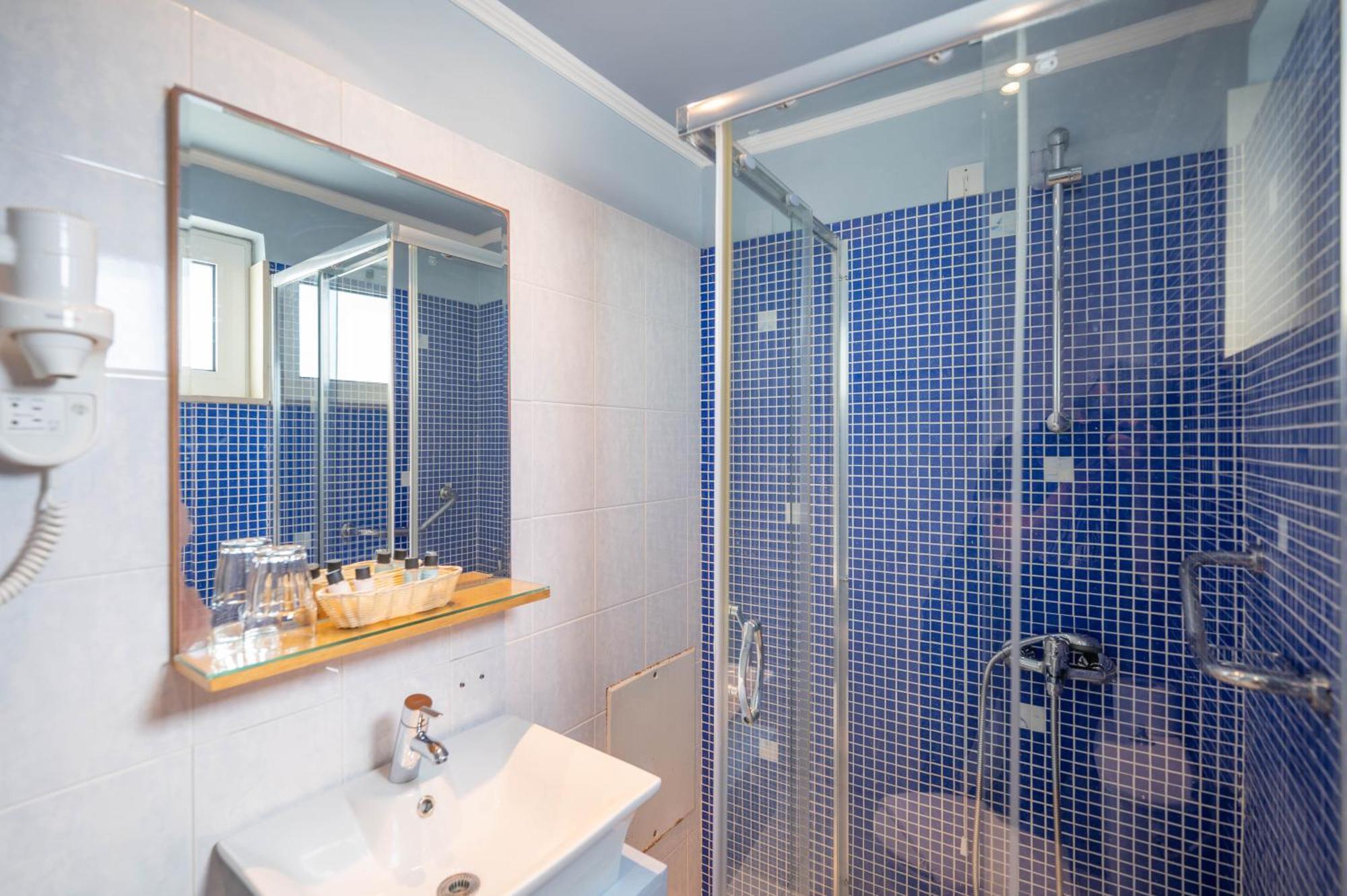 Hotel Kitro - Adults Only 3*