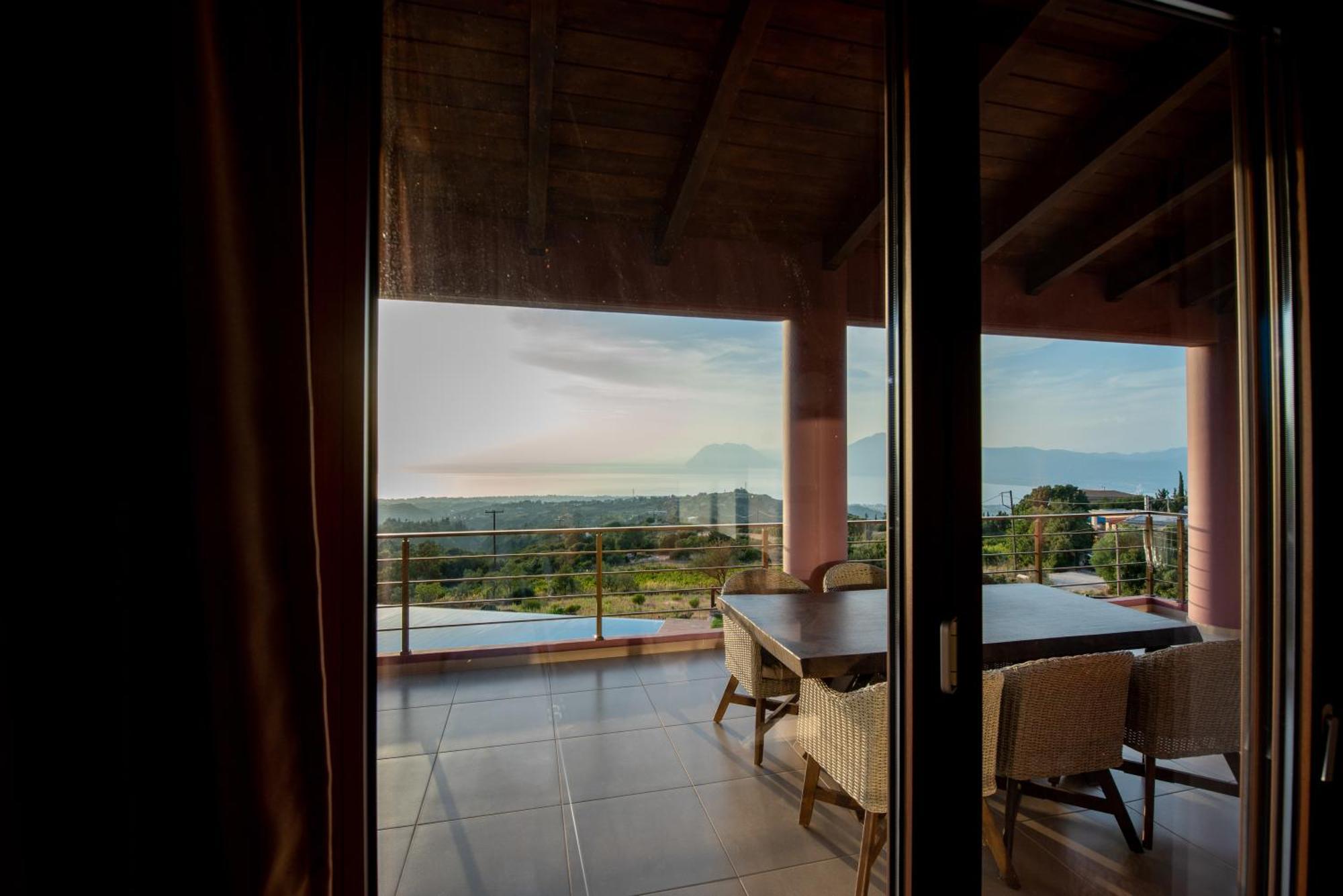 Villa Alexandros - Four Seasons