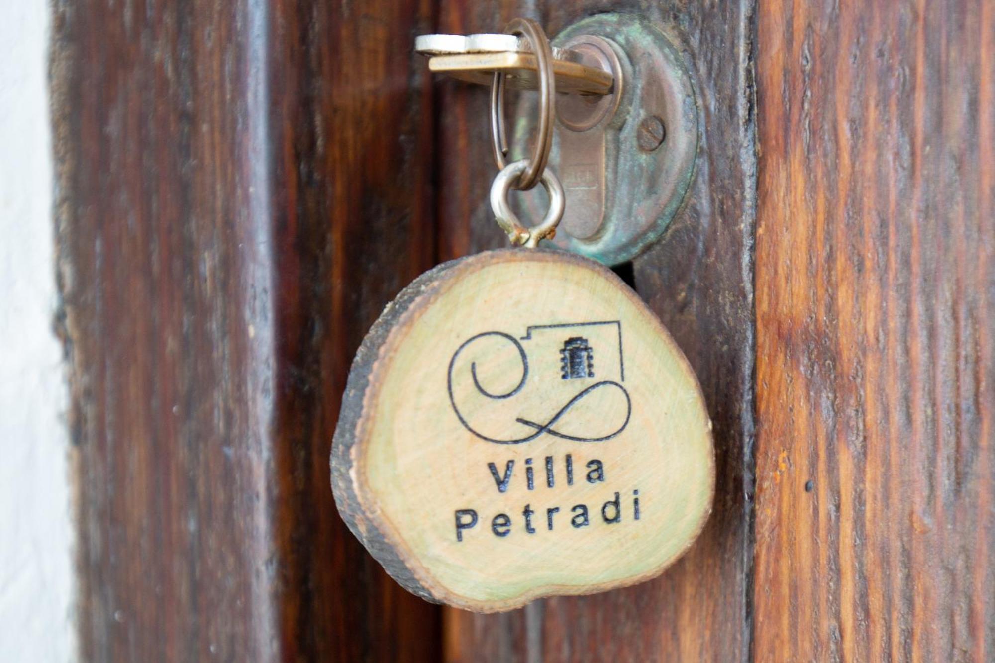 Petradi & Apartment *