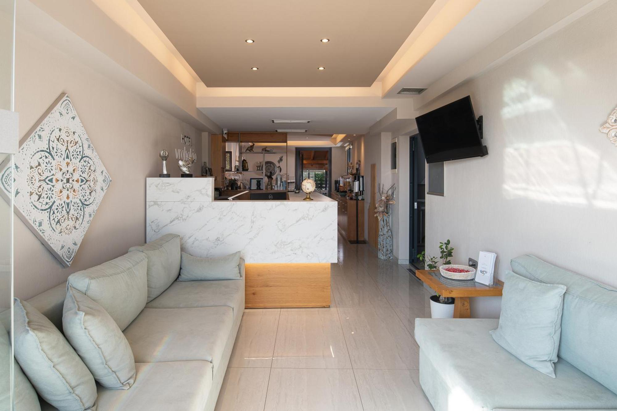 Apartment Vrahakia *