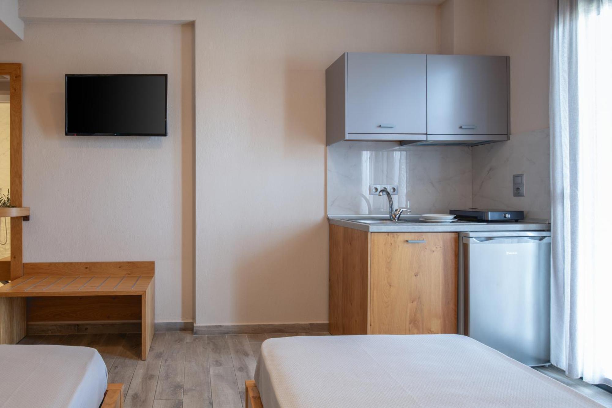 Vrahakia Apartment Sarti