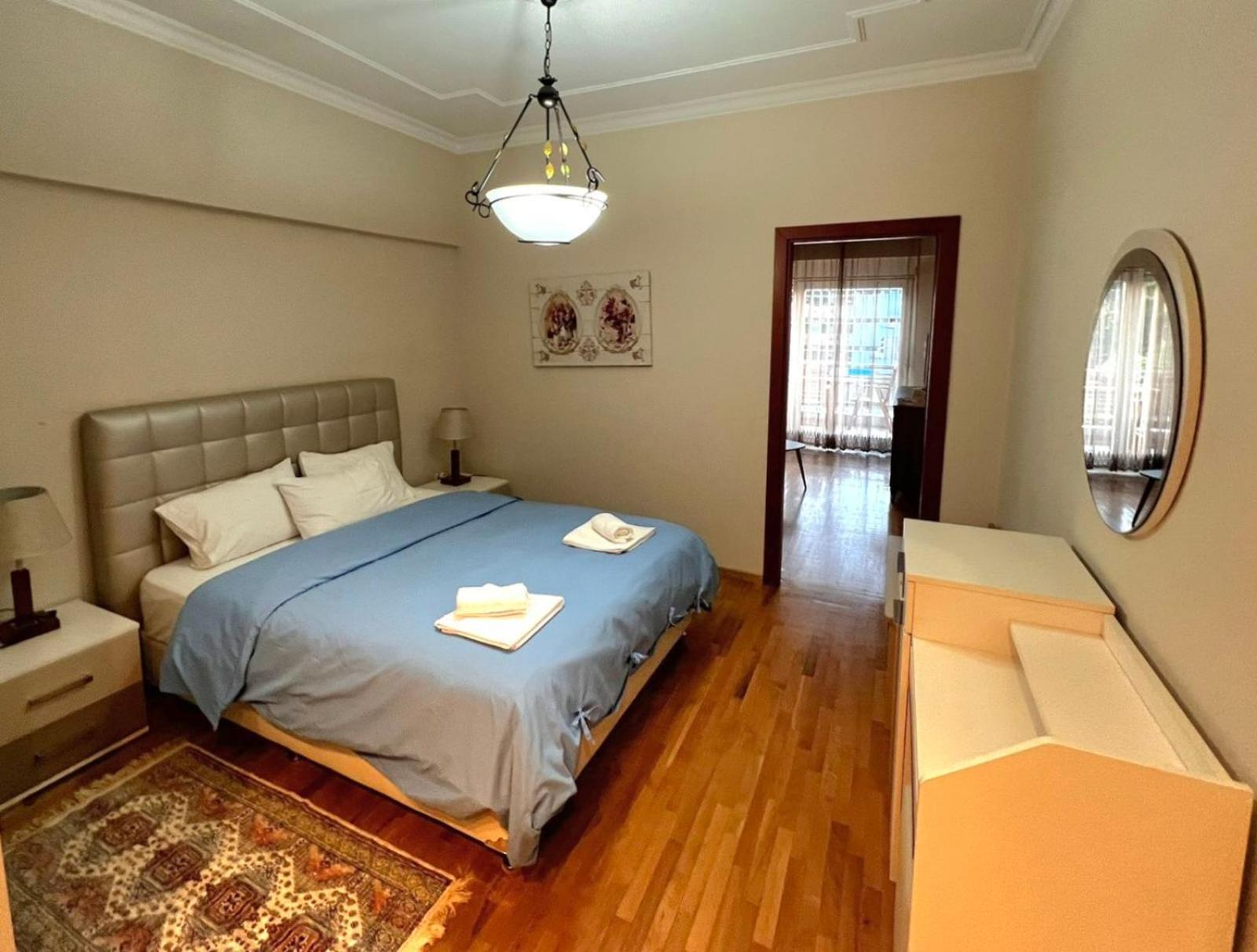Kouros Center Apartment